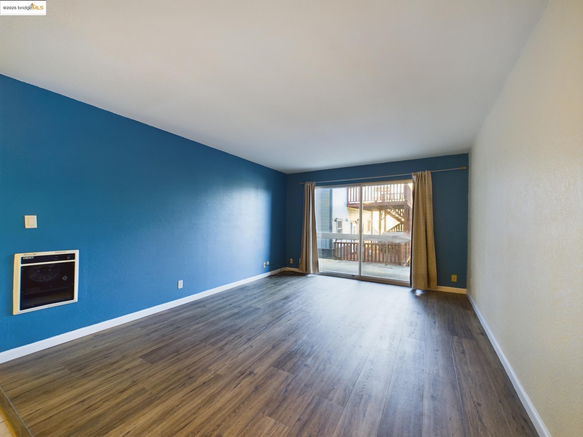Detail Gallery Image 11 of 27 For 466 Crescent St #102,  Oakland,  CA 94610 - 1 Beds | 1 Baths