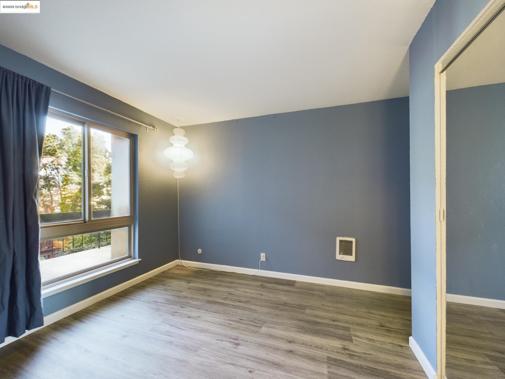 Detail Gallery Image 17 of 27 For 466 Crescent St #102,  Oakland,  CA 94610 - 1 Beds | 1 Baths
