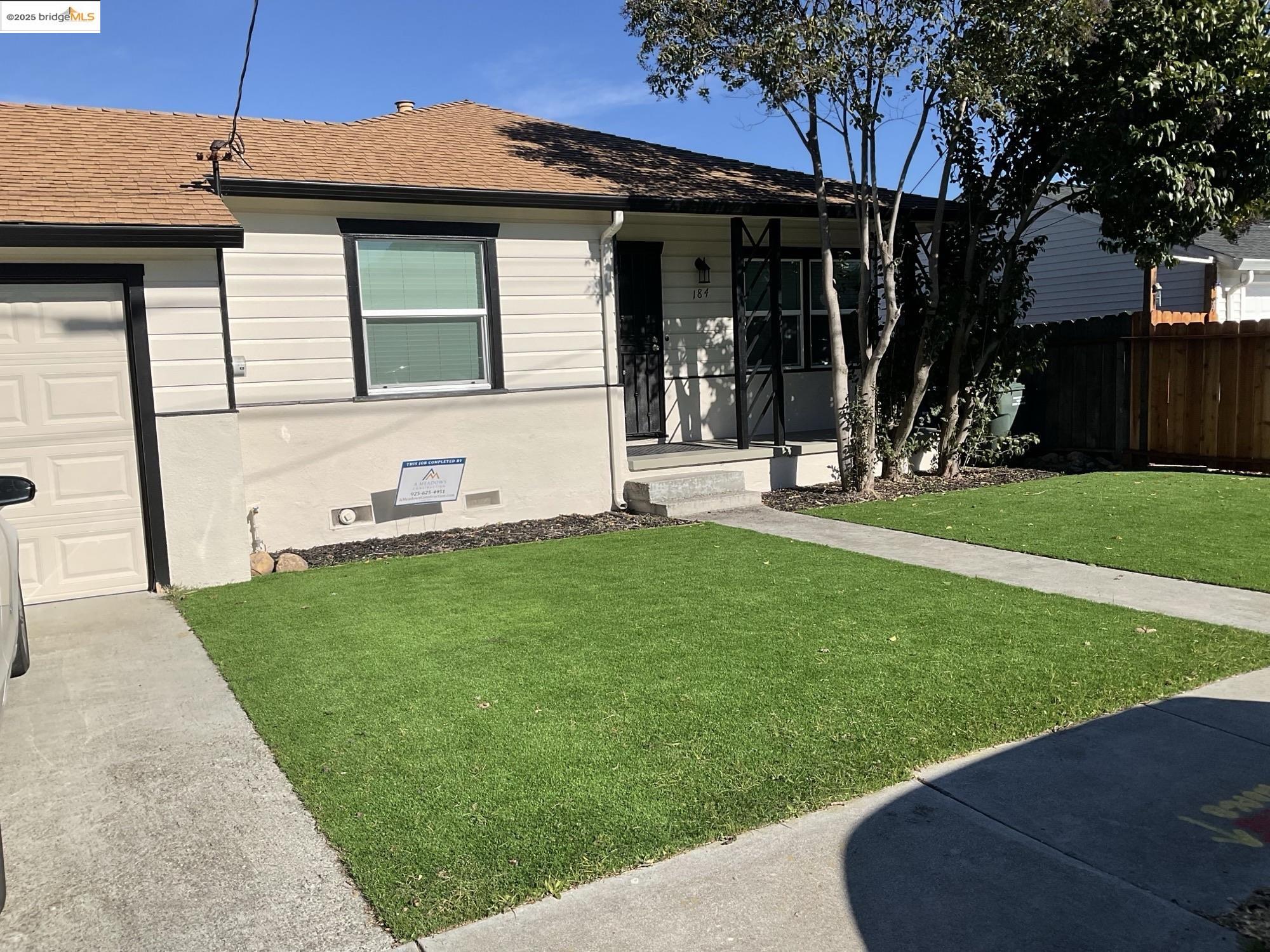 Detail Gallery Image 1 of 9 For 184 Panoramic Avenue, Pittsburg,  CA 94565 - 3 Beds | 1 Baths