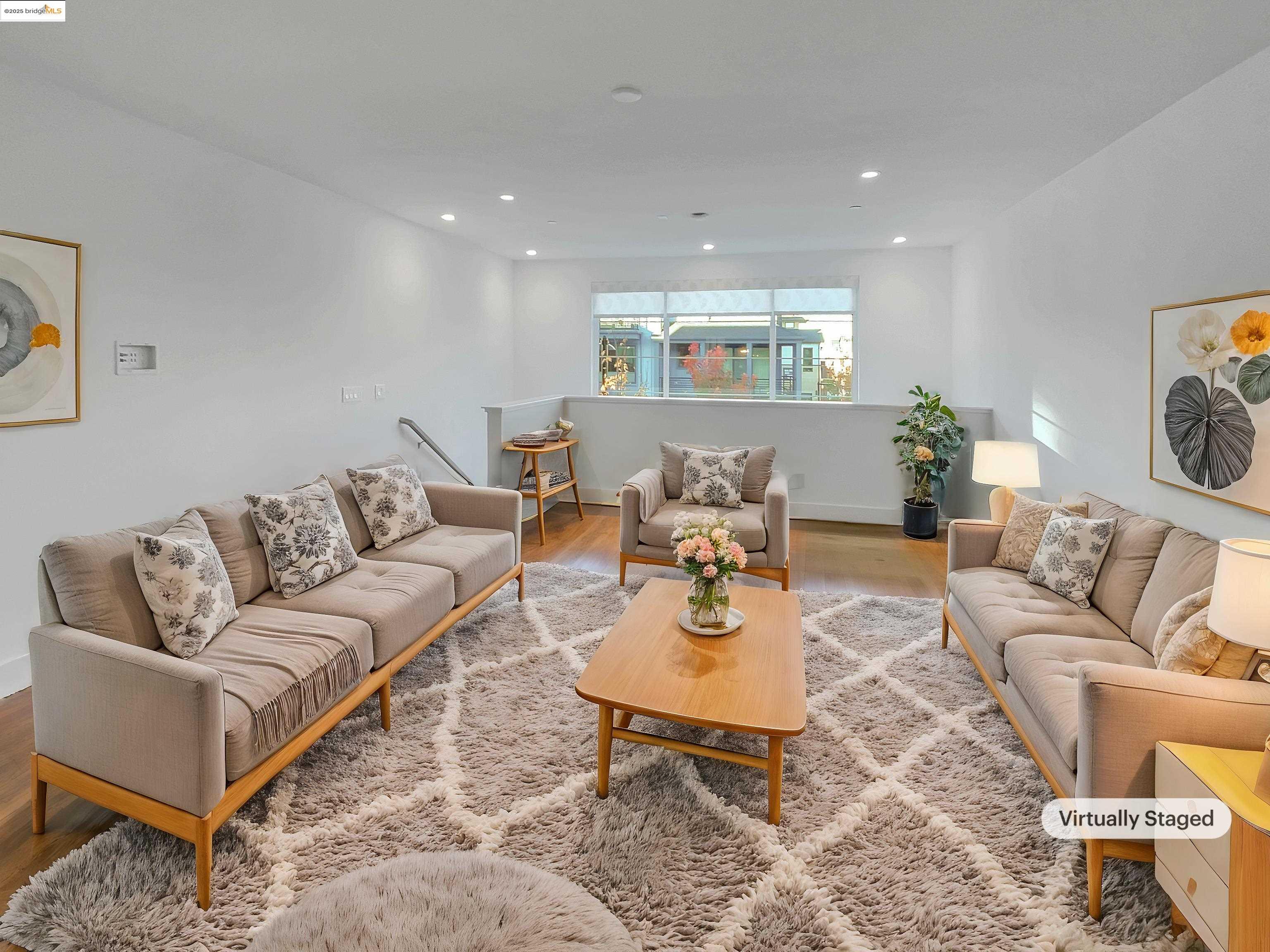 Detail Gallery Image 2 of 35 For 15021 Briggs Ct, Los Gatos,  CA 95032 - 2 Beds | 2/1 Baths