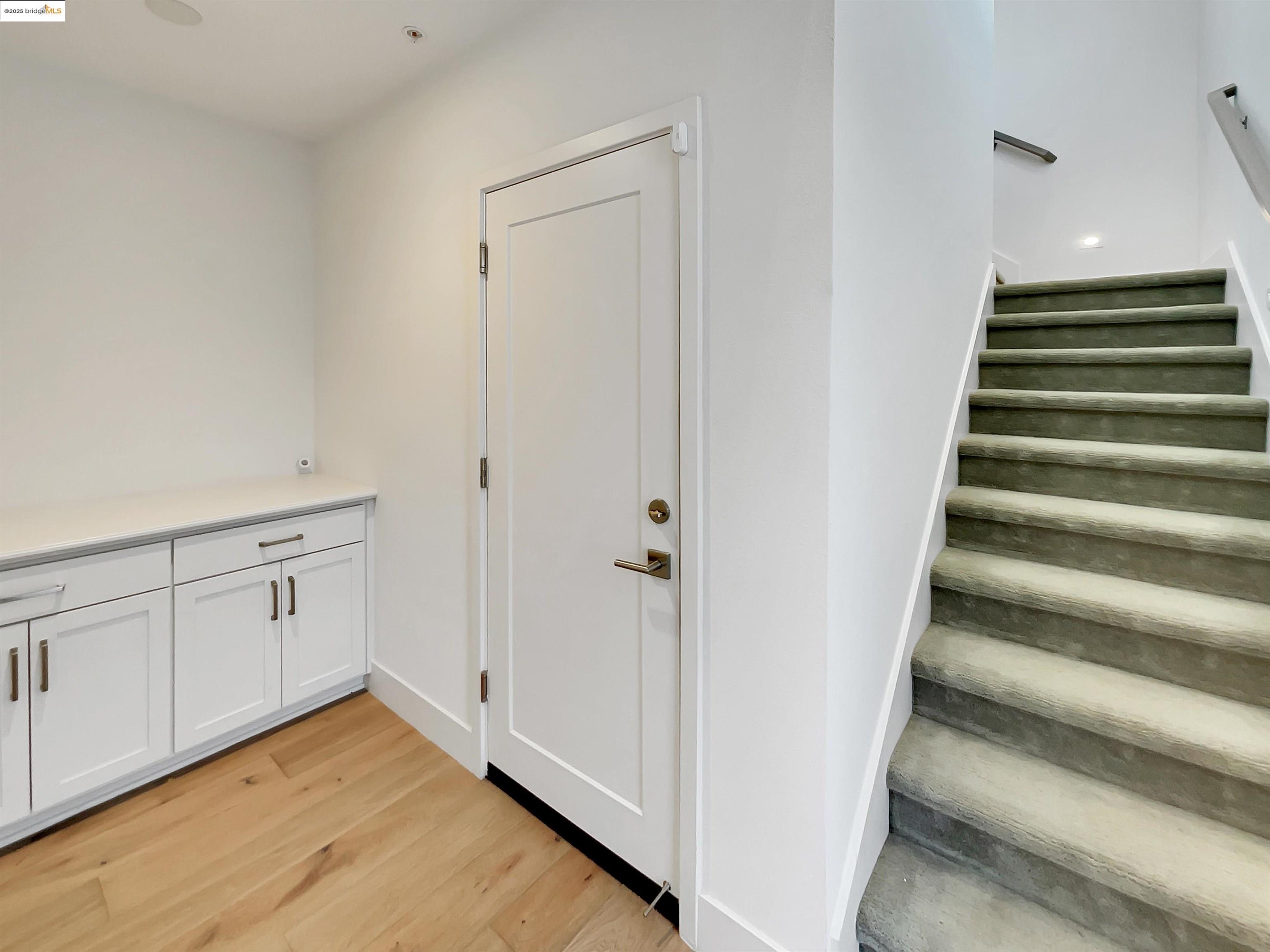 Detail Gallery Image 12 of 35 For 15021 Briggs Ct, Los Gatos,  CA 95032 - 2 Beds | 2/1 Baths