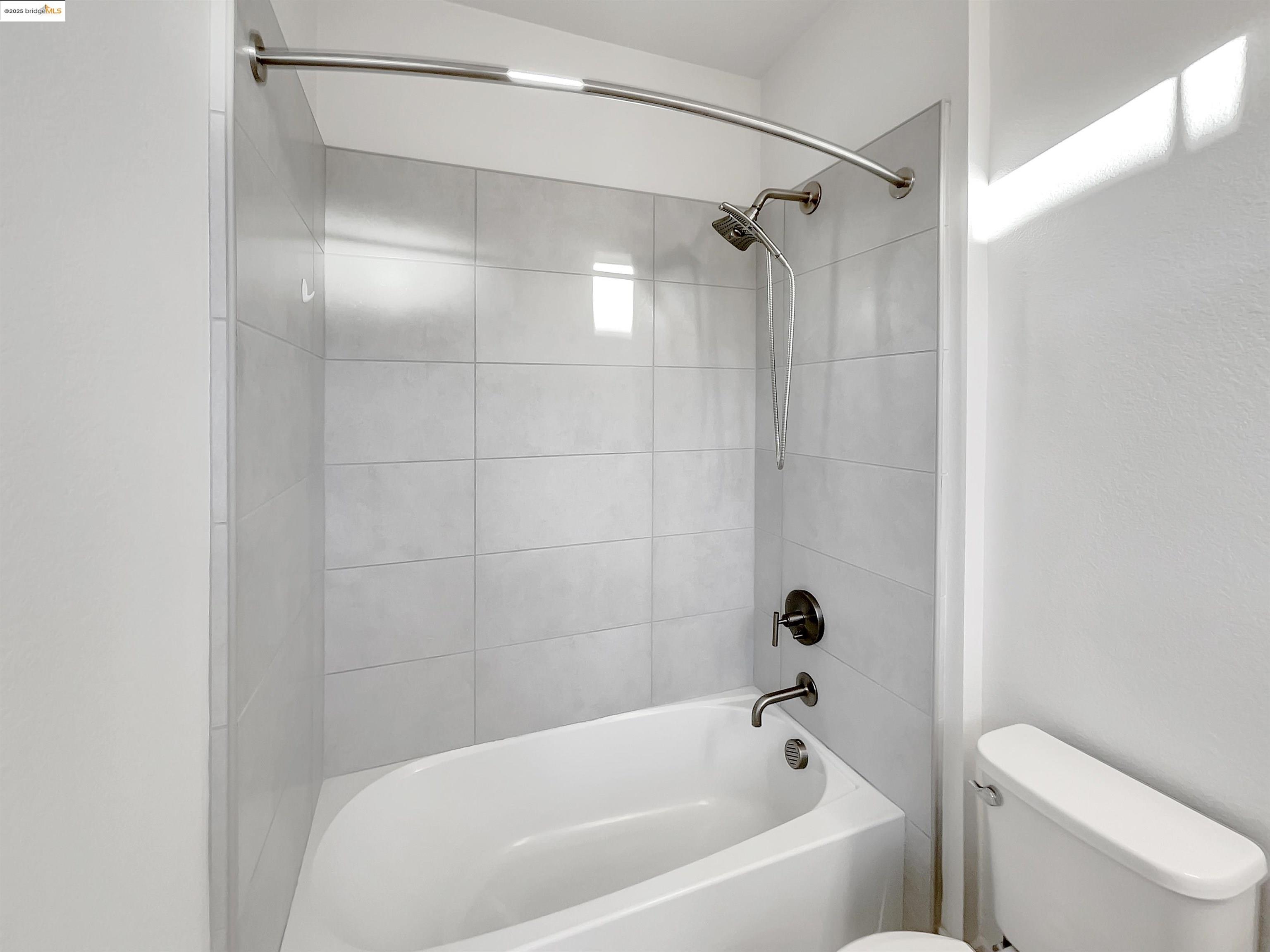 Detail Gallery Image 30 of 35 For 15021 Briggs Ct, Los Gatos,  CA 95032 - 2 Beds | 2/1 Baths