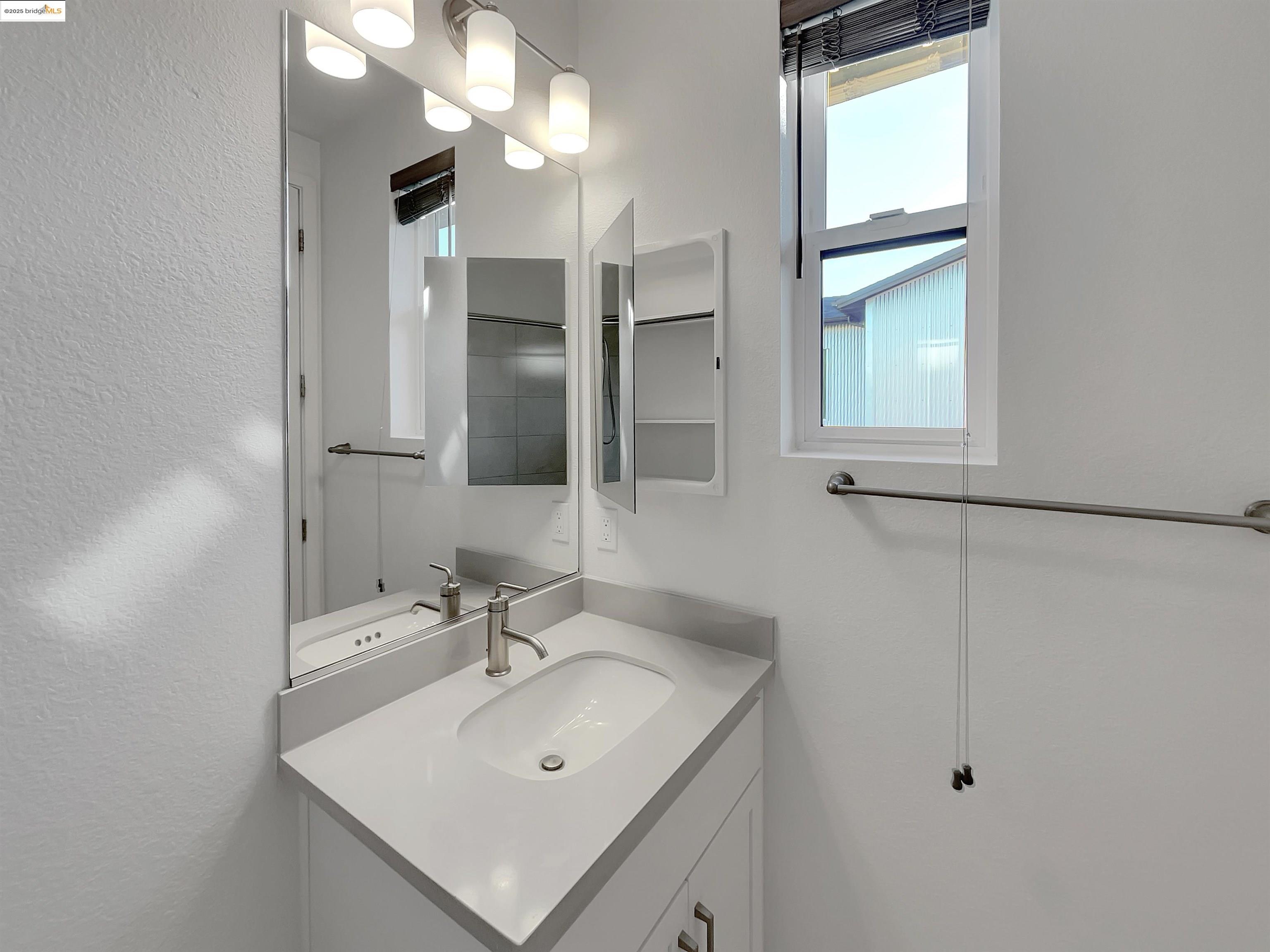 Detail Gallery Image 31 of 35 For 15021 Briggs Ct, Los Gatos,  CA 95032 - 2 Beds | 2/1 Baths