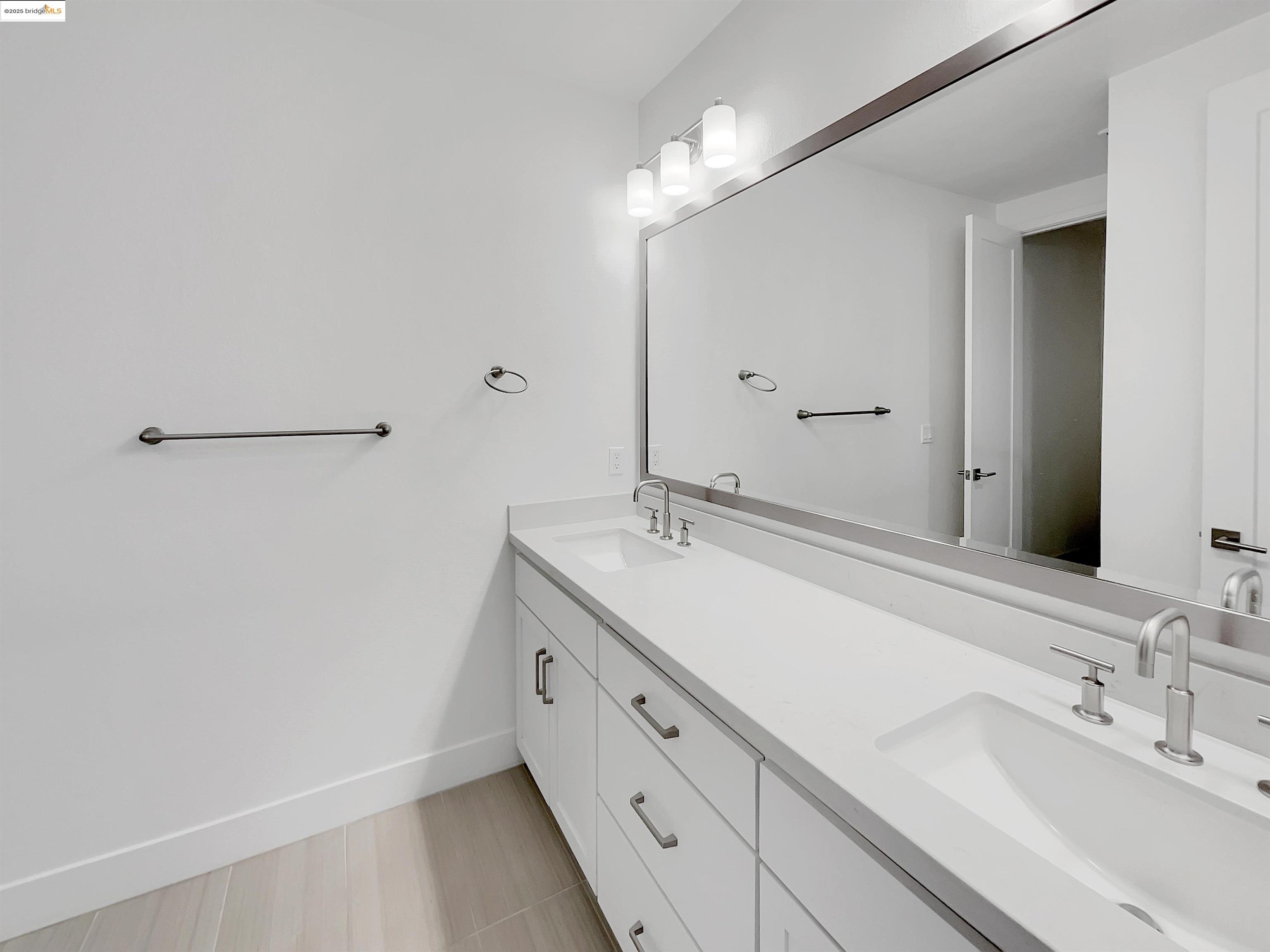 Detail Gallery Image 7 of 35 For 15021 Briggs Ct, Los Gatos,  CA 95032 - 2 Beds | 2/1 Baths