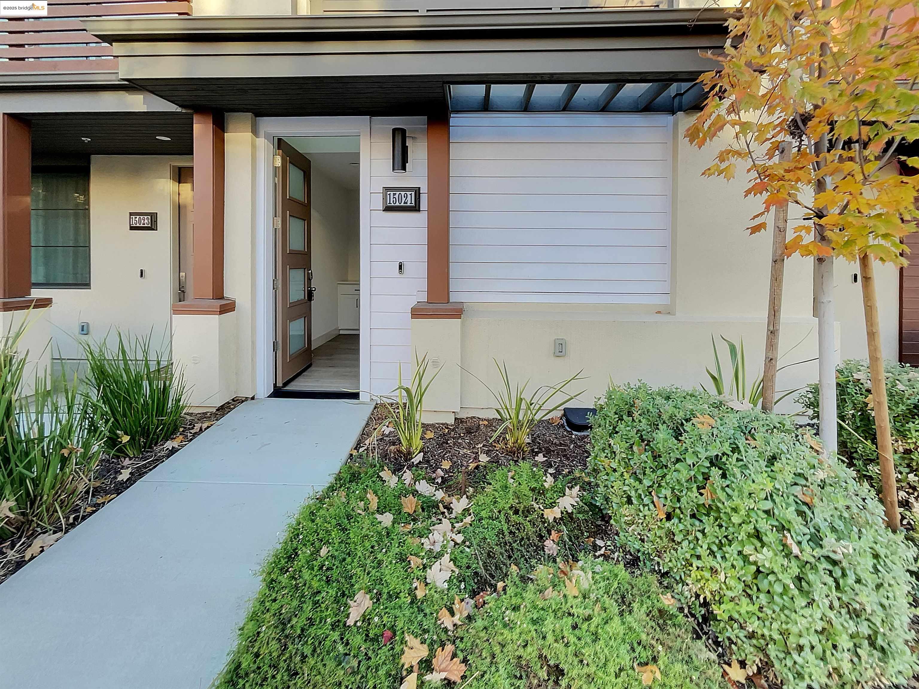 Detail Gallery Image 10 of 35 For 15021 Briggs Ct, Los Gatos,  CA 95032 - 2 Beds | 2/1 Baths