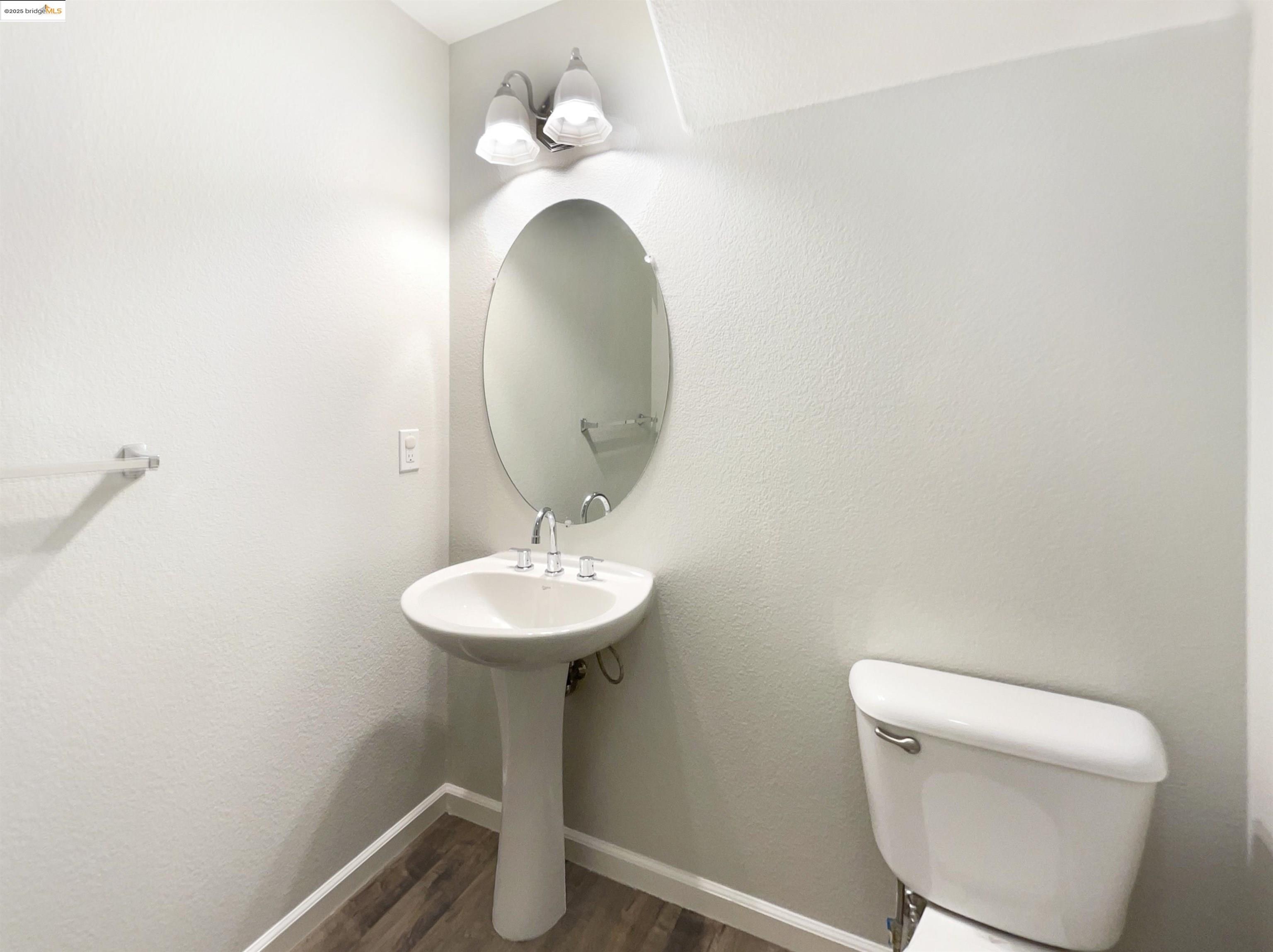 Detail Gallery Image 17 of 27 For 511 Malvasia Ct, Fairfield,  CA 94534 - 3 Beds | 2/1 Baths