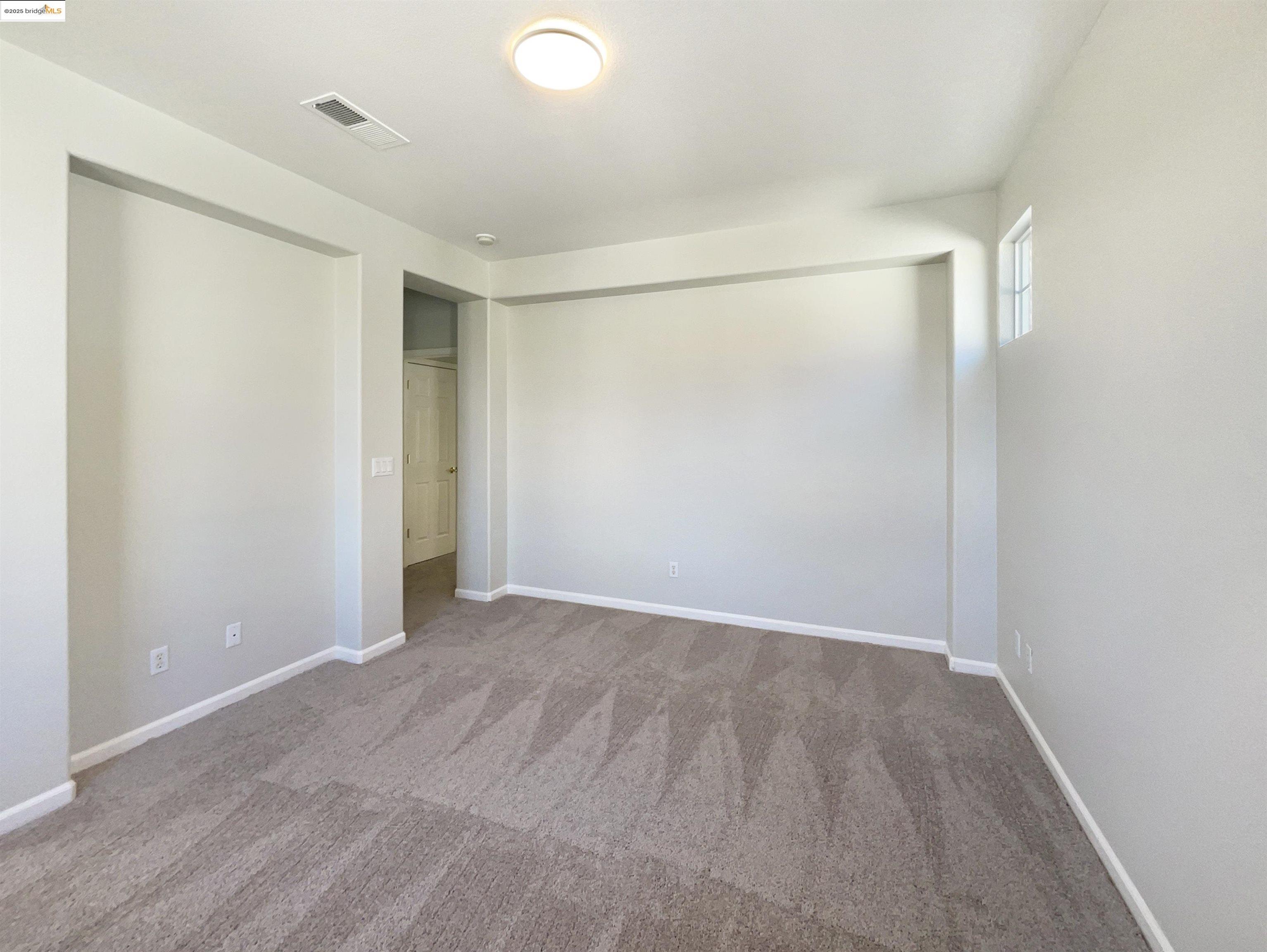 Detail Gallery Image 23 of 27 For 511 Malvasia Ct, Fairfield,  CA 94534 - 3 Beds | 2/1 Baths