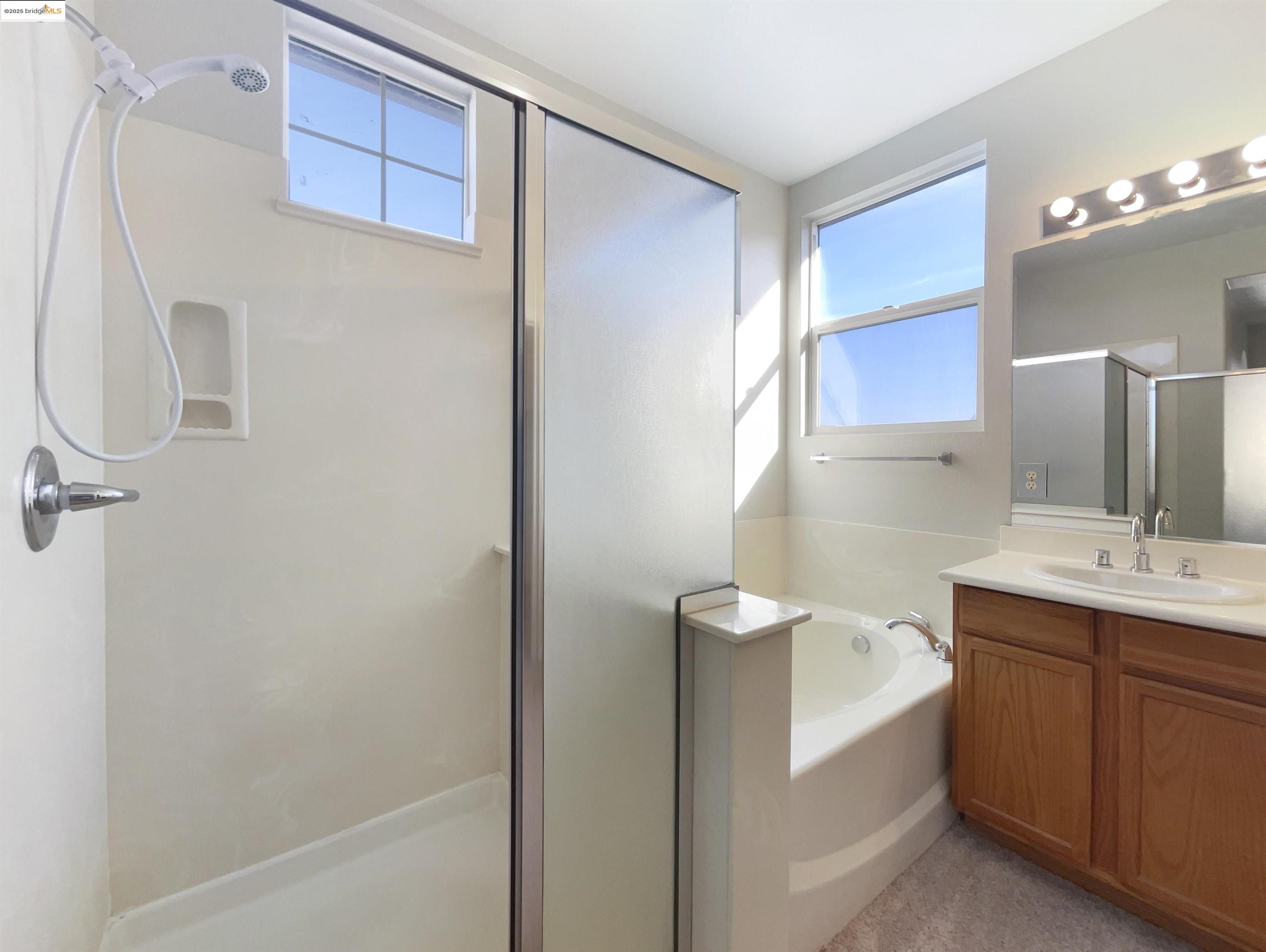 Detail Gallery Image 7 of 27 For 511 Malvasia Ct, Fairfield,  CA 94534 - 3 Beds | 2/1 Baths