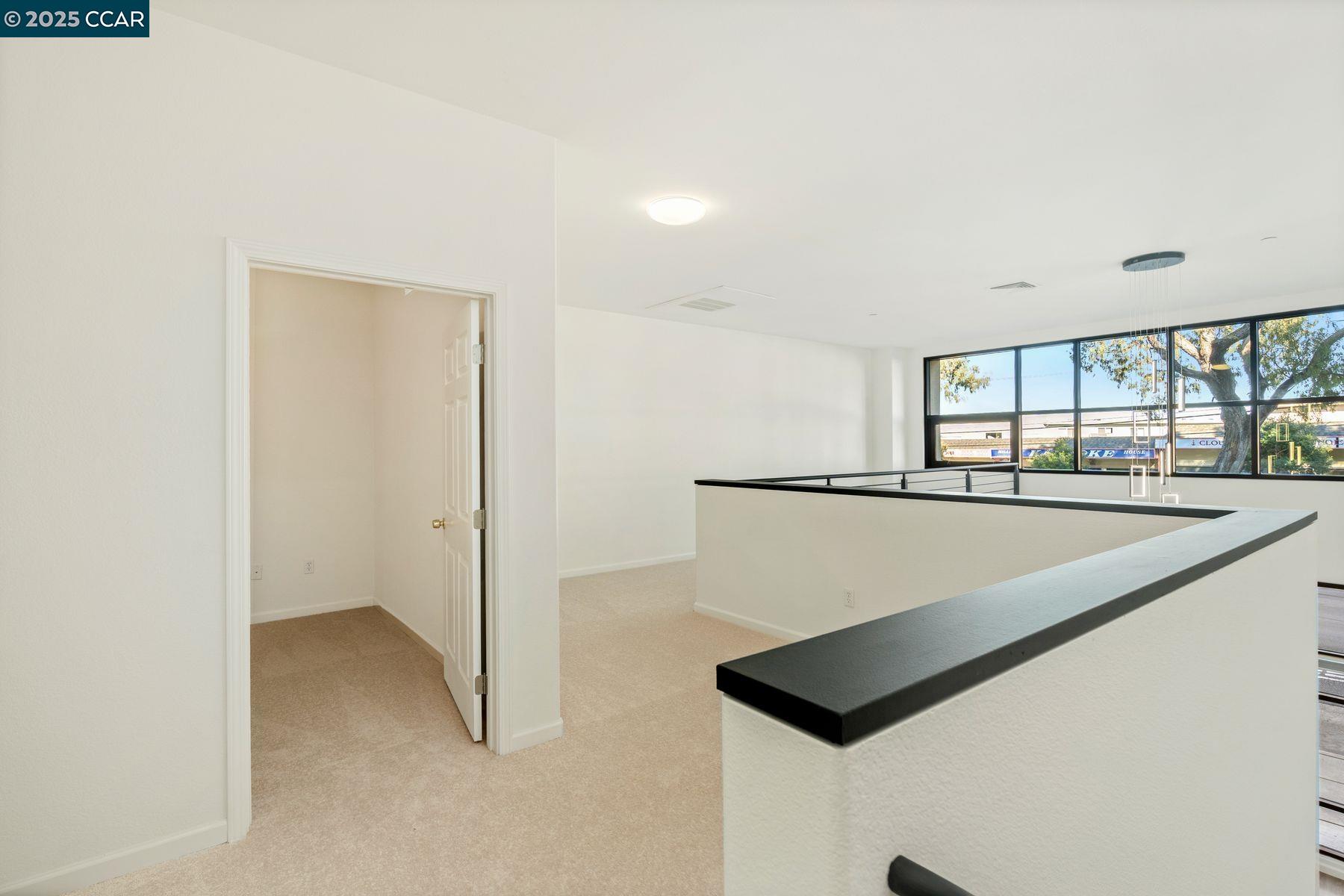 Detail Gallery Image 25 of 56 For 1363 El Camino Real, Millbrae,  CA 94030 - 1 Beds | 1/1 Baths