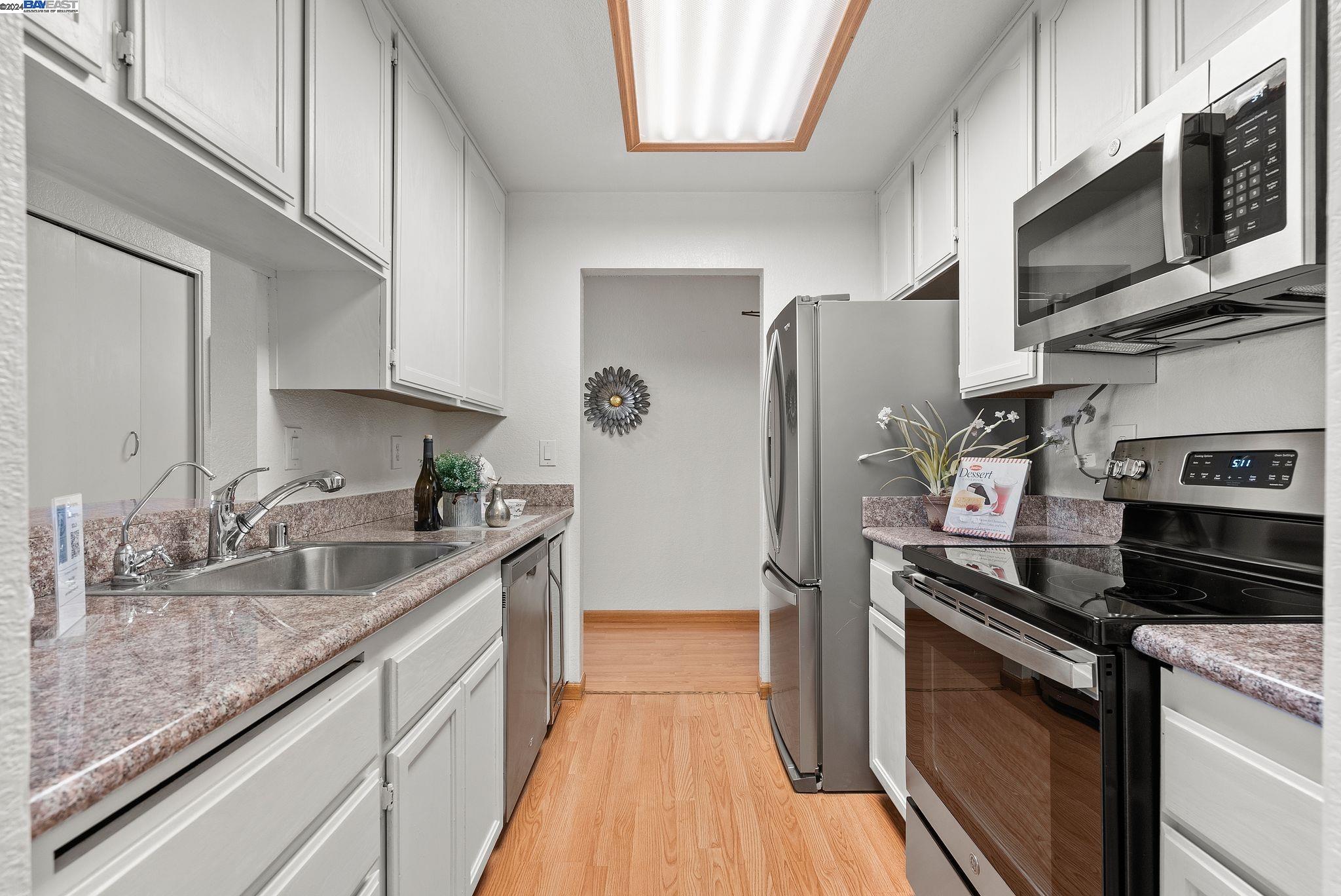 39931 Cedar Blvd # 216, Newark, California 94560, 2 Bedrooms Bedrooms, 4 Rooms Rooms,2 BathroomsBathrooms,Residential,For Sale,39931 Cedar Blvd # 216,41082420