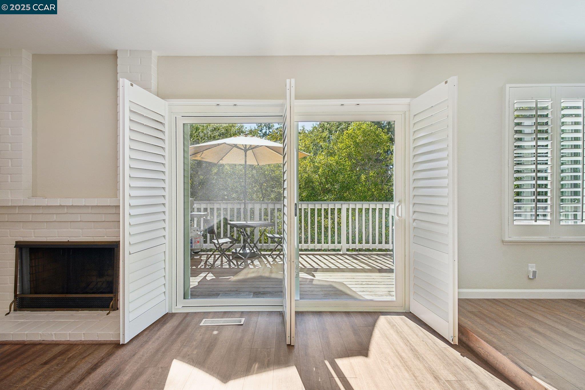 Photo #5: 41082429 Listing 