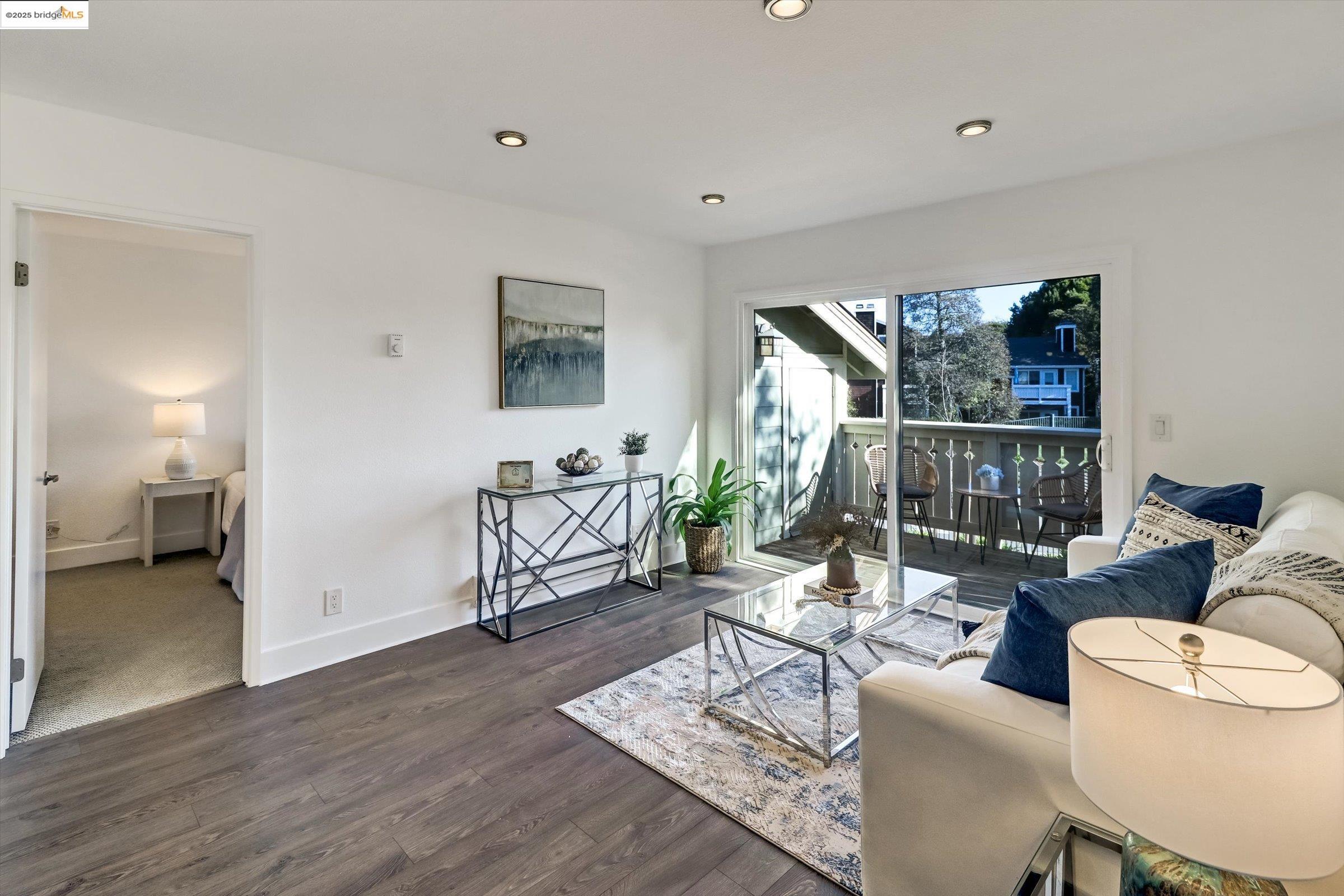 Photo #5: 41082431 Listing: Photo #5
