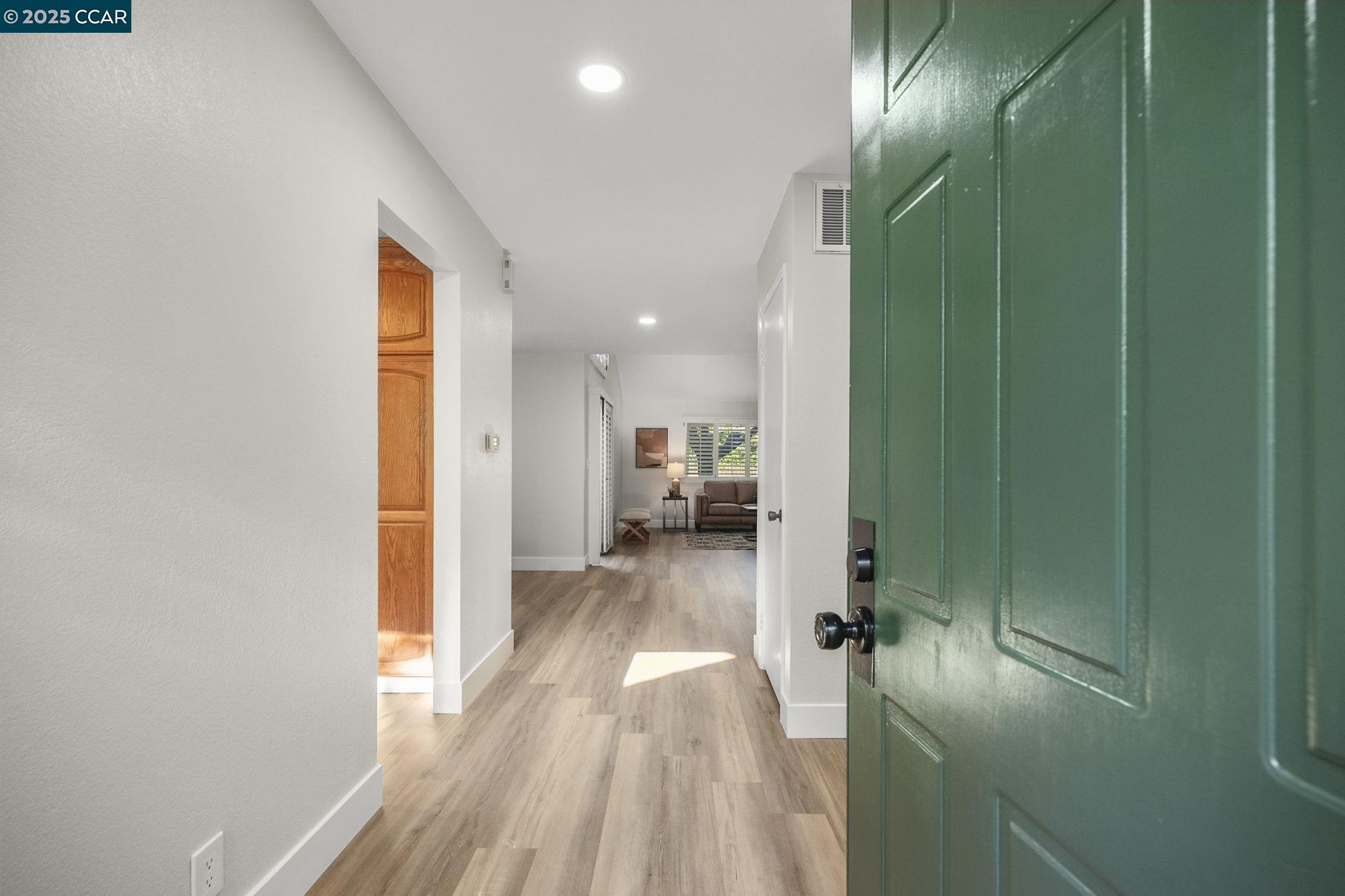 Photo #6: 41082448 Listing 