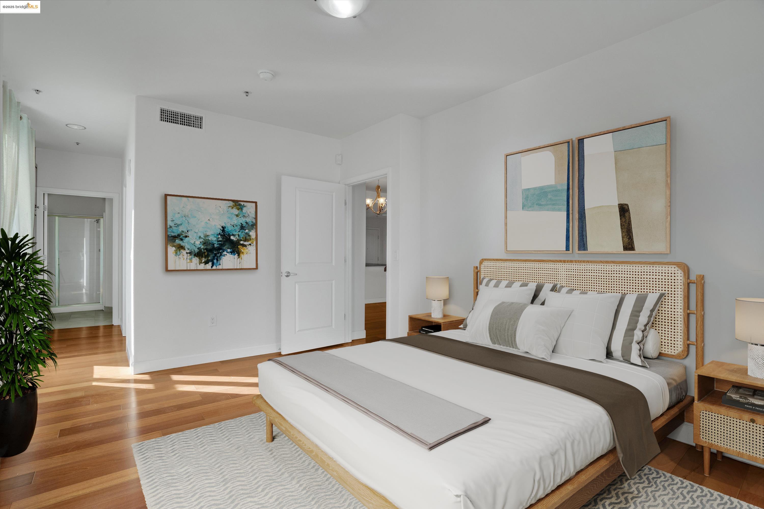 423 7Th St # 302, Oakland, California 94607, 2 Bedrooms Bedrooms, 5 Rooms Rooms,2 BathroomsBathrooms,Residential,For Sale,423 7Th St # 302,41082453
