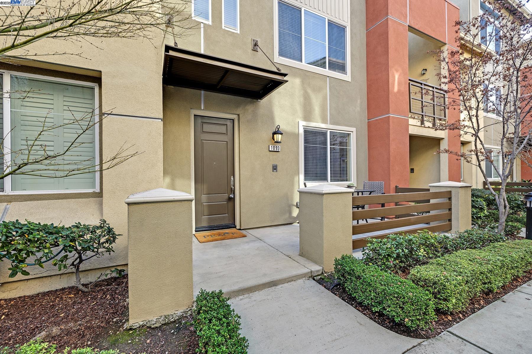 Detail Gallery Image 1 of 1 For 1093 Gaviota Ter, Sunnyvale,  CA 94085 - 4 Beds | 3/1 Baths