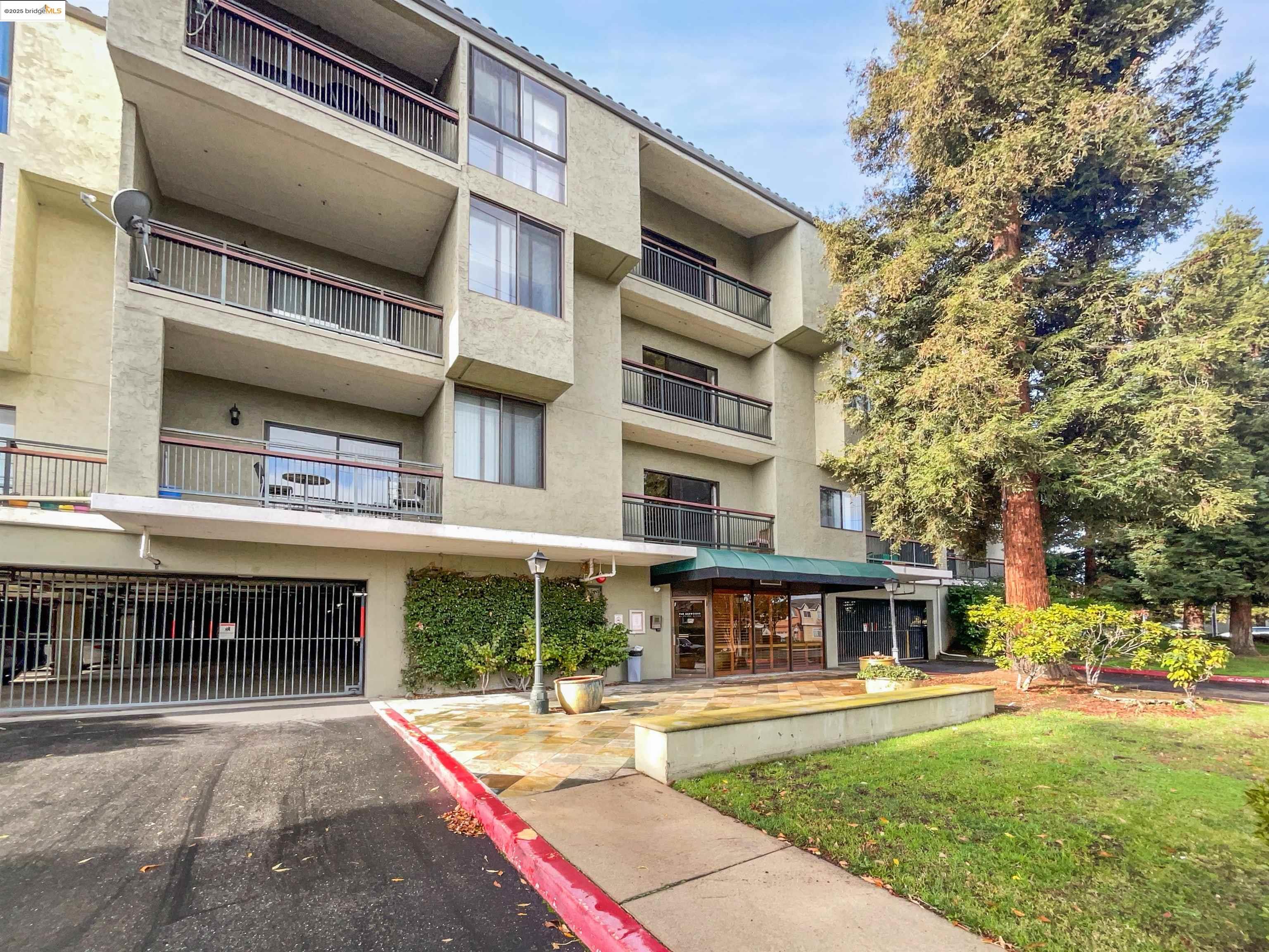 Detail Gallery Image 16 of 18 For 2200 Agnew Rd #212,  Santa Clara,  CA 95054 - 2 Beds | 2 Baths