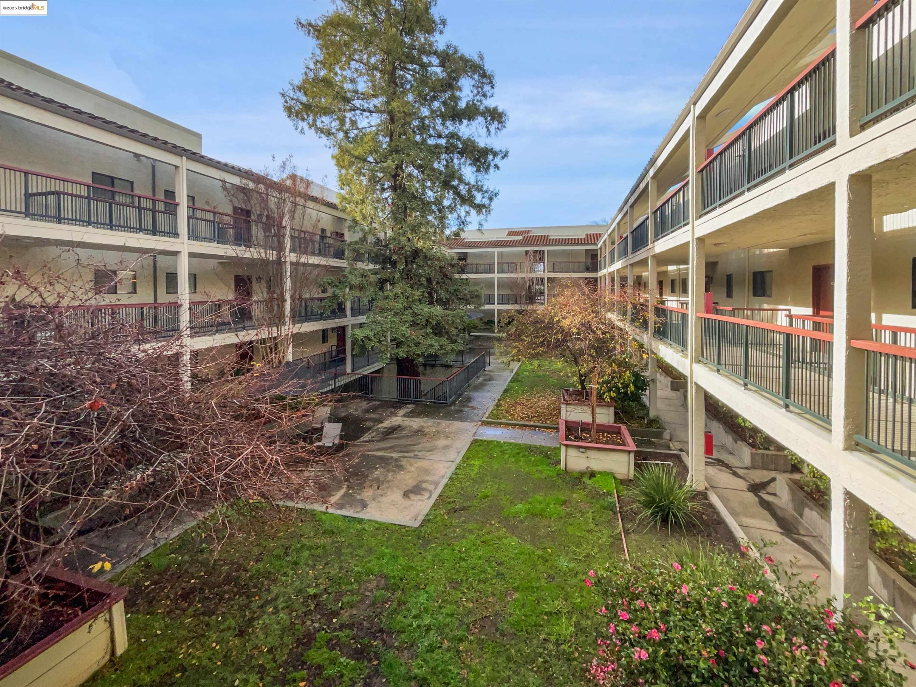 Detail Gallery Image 17 of 18 For 2200 Agnew Rd #212,  Santa Clara,  CA 95054 - 2 Beds | 2 Baths