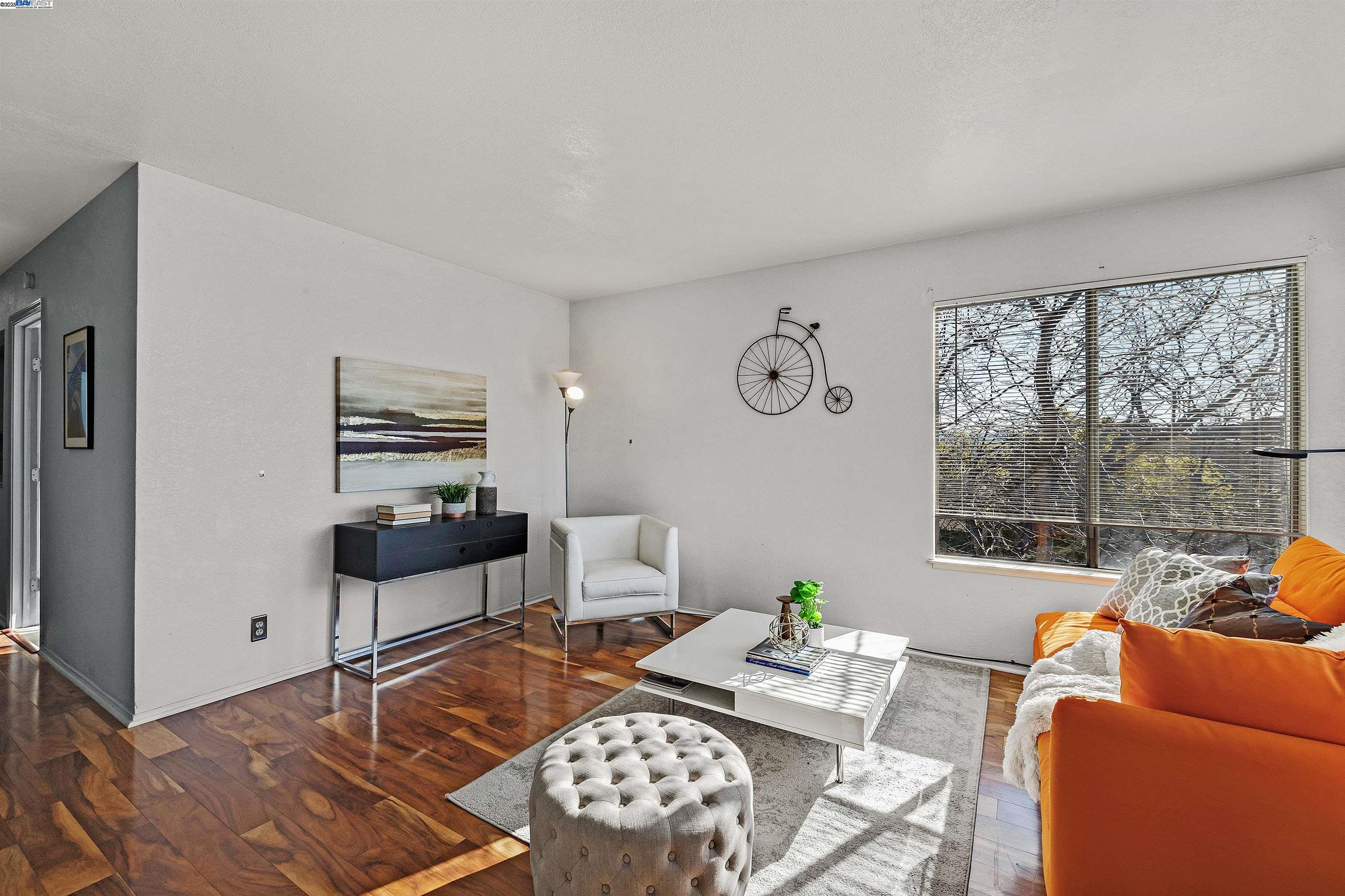 Photo #4: 41082508 Listing 