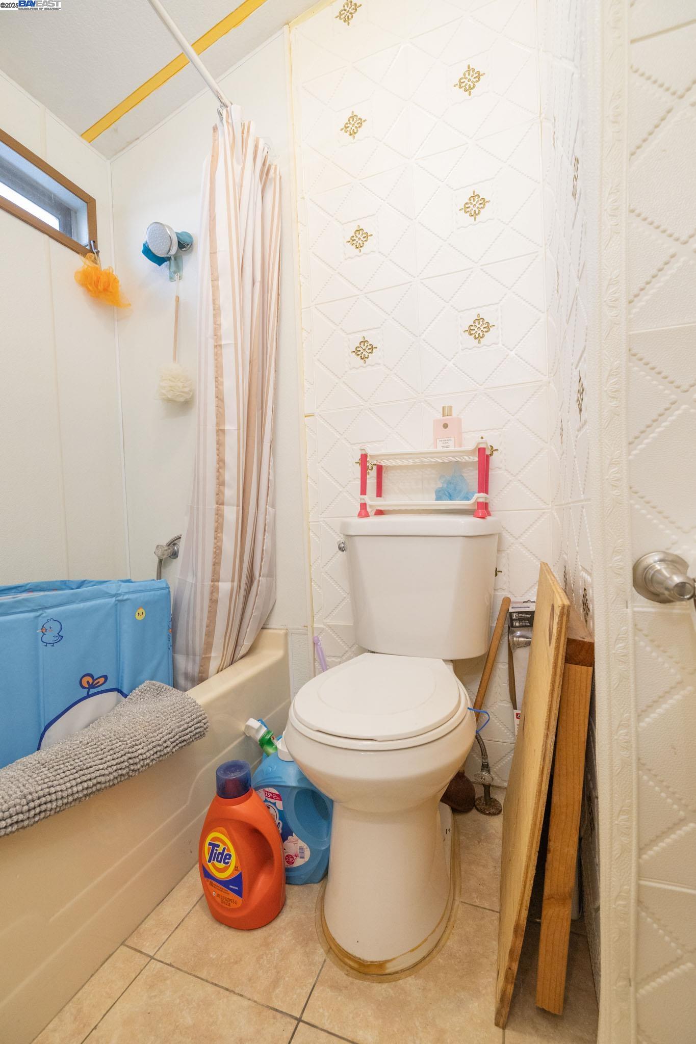 Detail Gallery Image 17 of 30 For 3998 Castro Valley Blvd #36,  Castro Valley,  CA 94546 - 2 Beds | 2 Baths