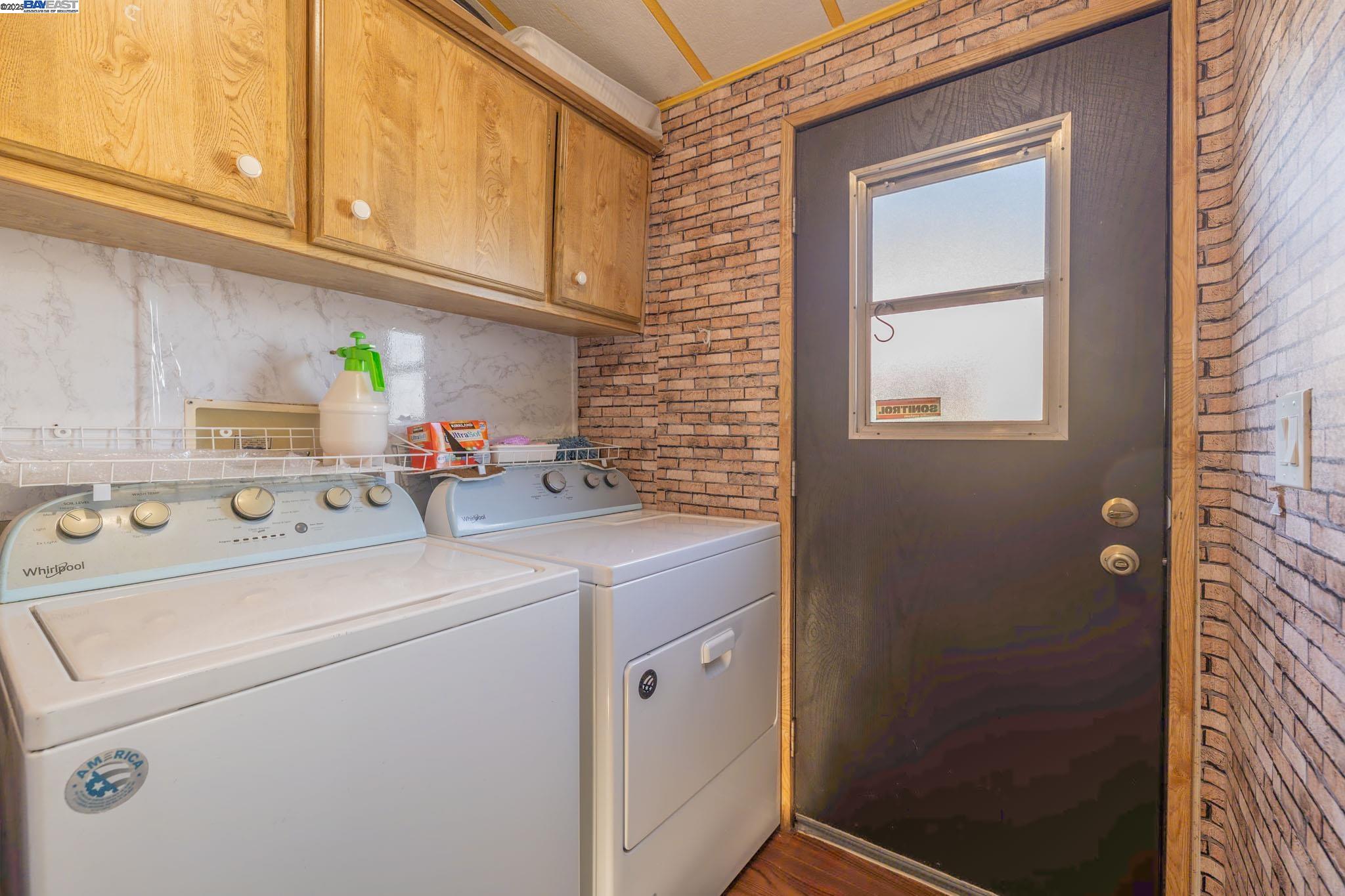 Detail Gallery Image 10 of 30 For 3998 Castro Valley Blvd #36,  Castro Valley,  CA 94546 - 2 Beds | 2 Baths