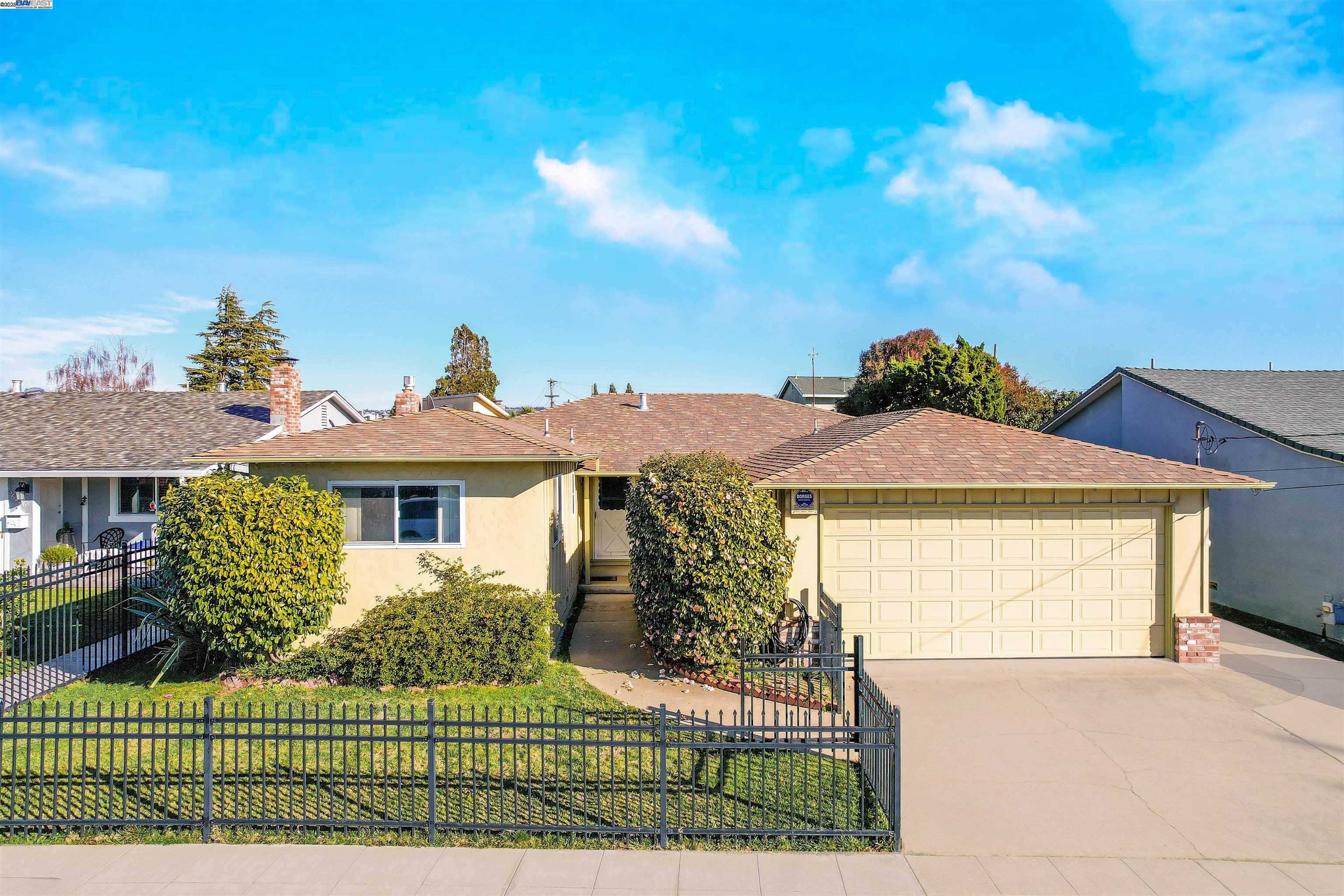 Detail Gallery Image 1 of 1 For 26248 Stryker St, Hayward,  CA 94545 - 4 Beds | 2/1 Baths