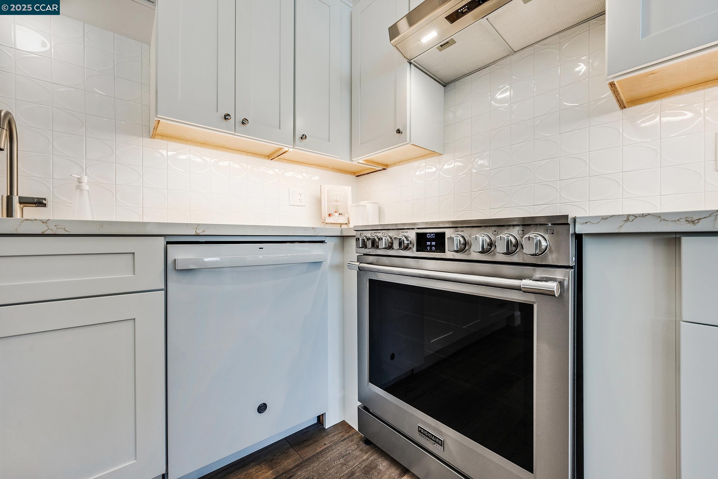 Photo #9: 41082553 Listing: Photo #9