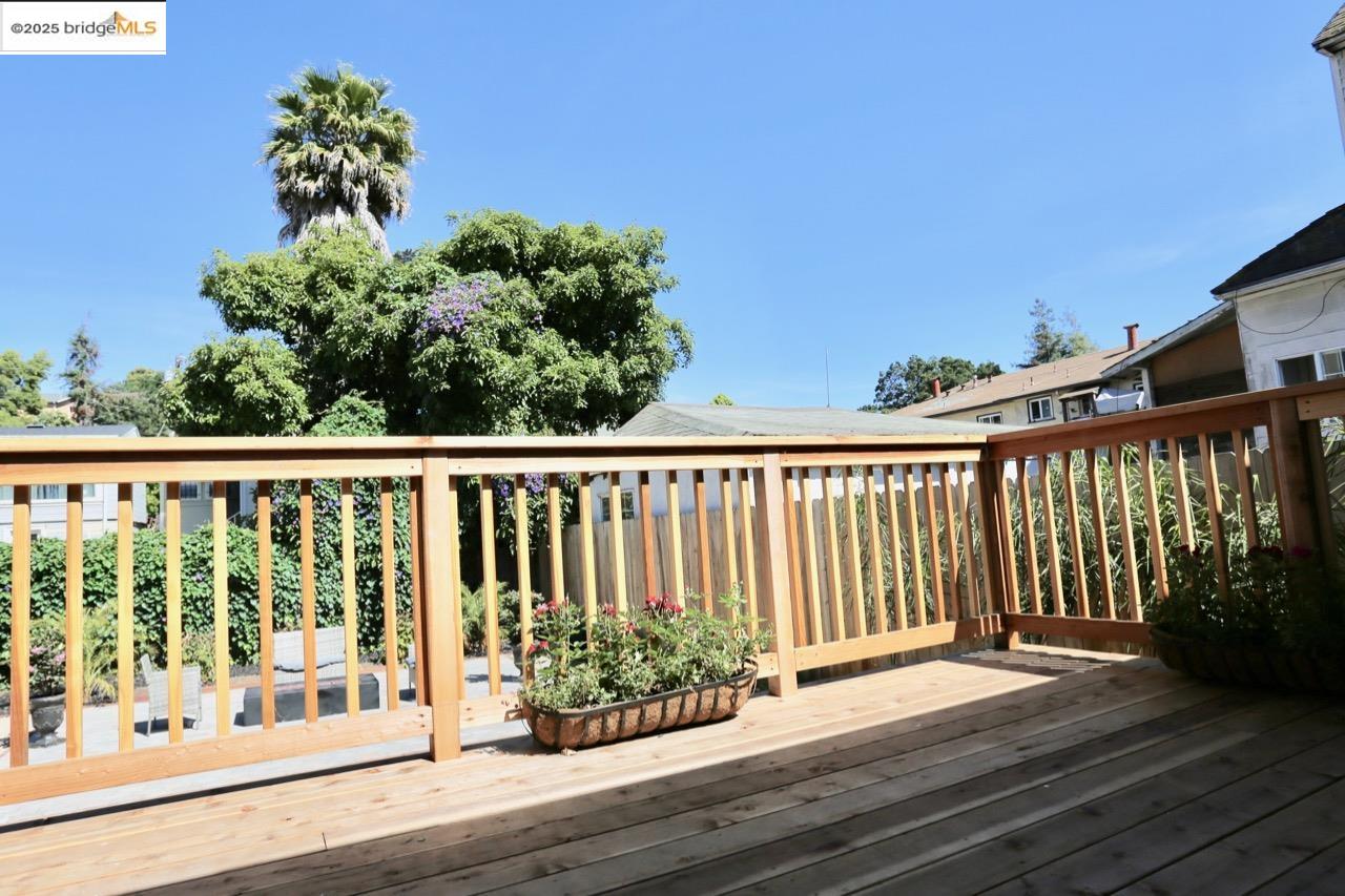 2594 Fruitvale Ave, Oakland, California 94601, 2 Bedrooms Bedrooms, 4 Rooms Rooms,1 BathroomBathrooms,Residential,For Sale,2594 Fruitvale Ave,41082569