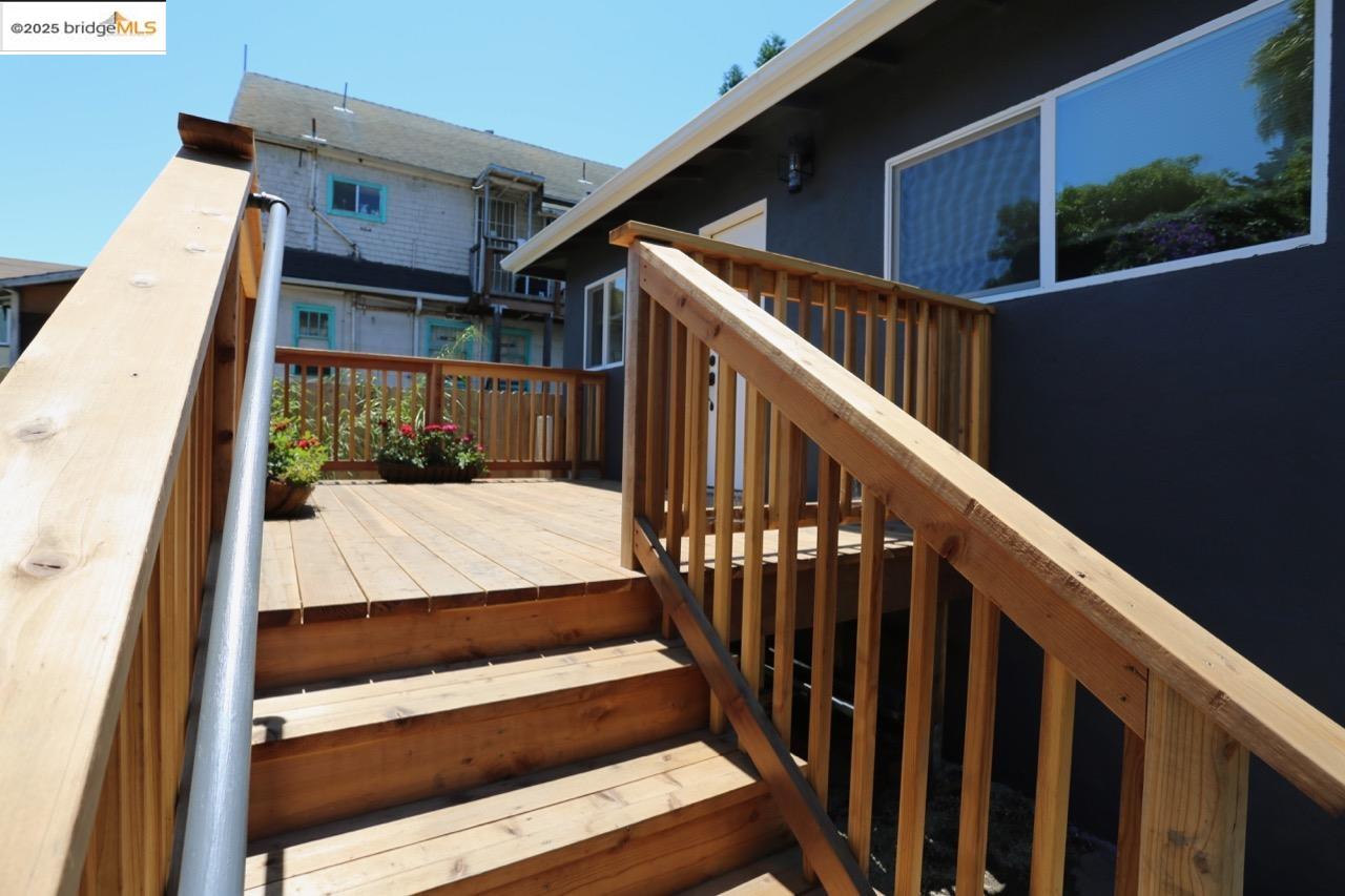 2594 Fruitvale Ave, Oakland, California 94601, 2 Bedrooms Bedrooms, 4 Rooms Rooms,1 BathroomBathrooms,Residential,For Sale,2594 Fruitvale Ave,41082569
