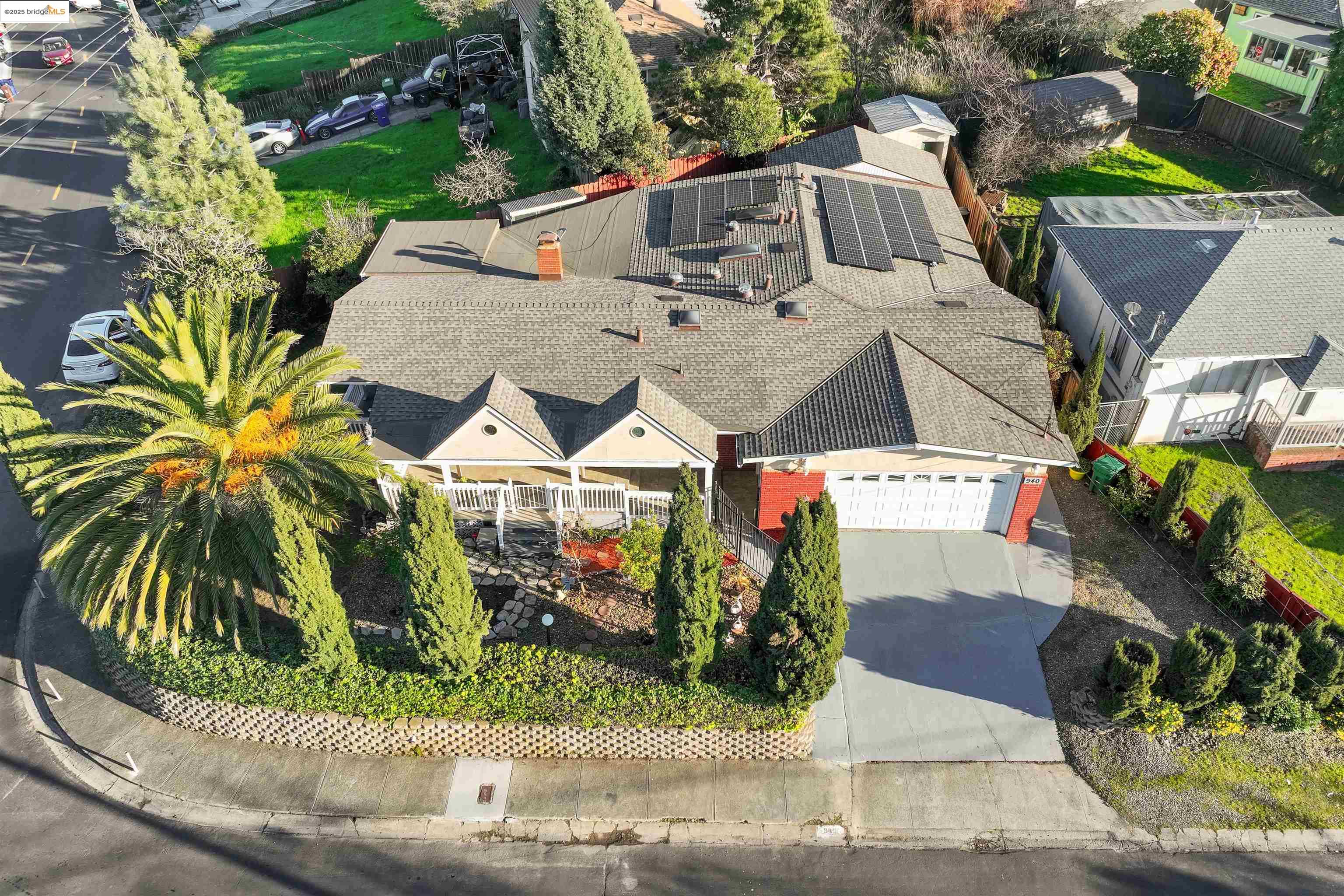 Detail Gallery Image 1 of 1 For 940 Juanita Dr, El Sobrante,  CA 94803 - 3 Beds | 2 Baths