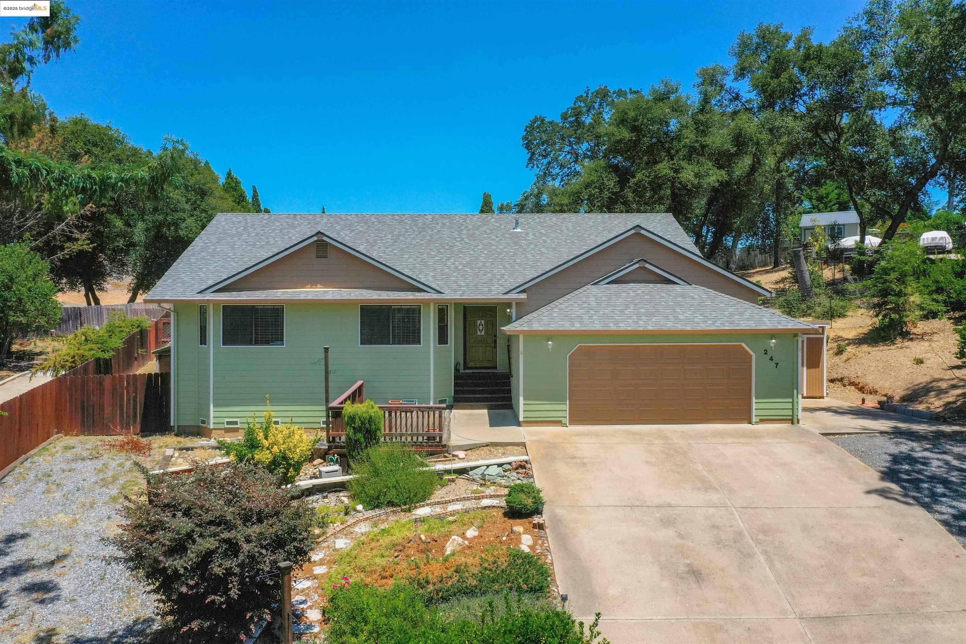 Detail Gallery Image 1 of 1 For 247 Leaf Court, Angels Camp,  CA 95222 - 3 Beds | 2 Baths