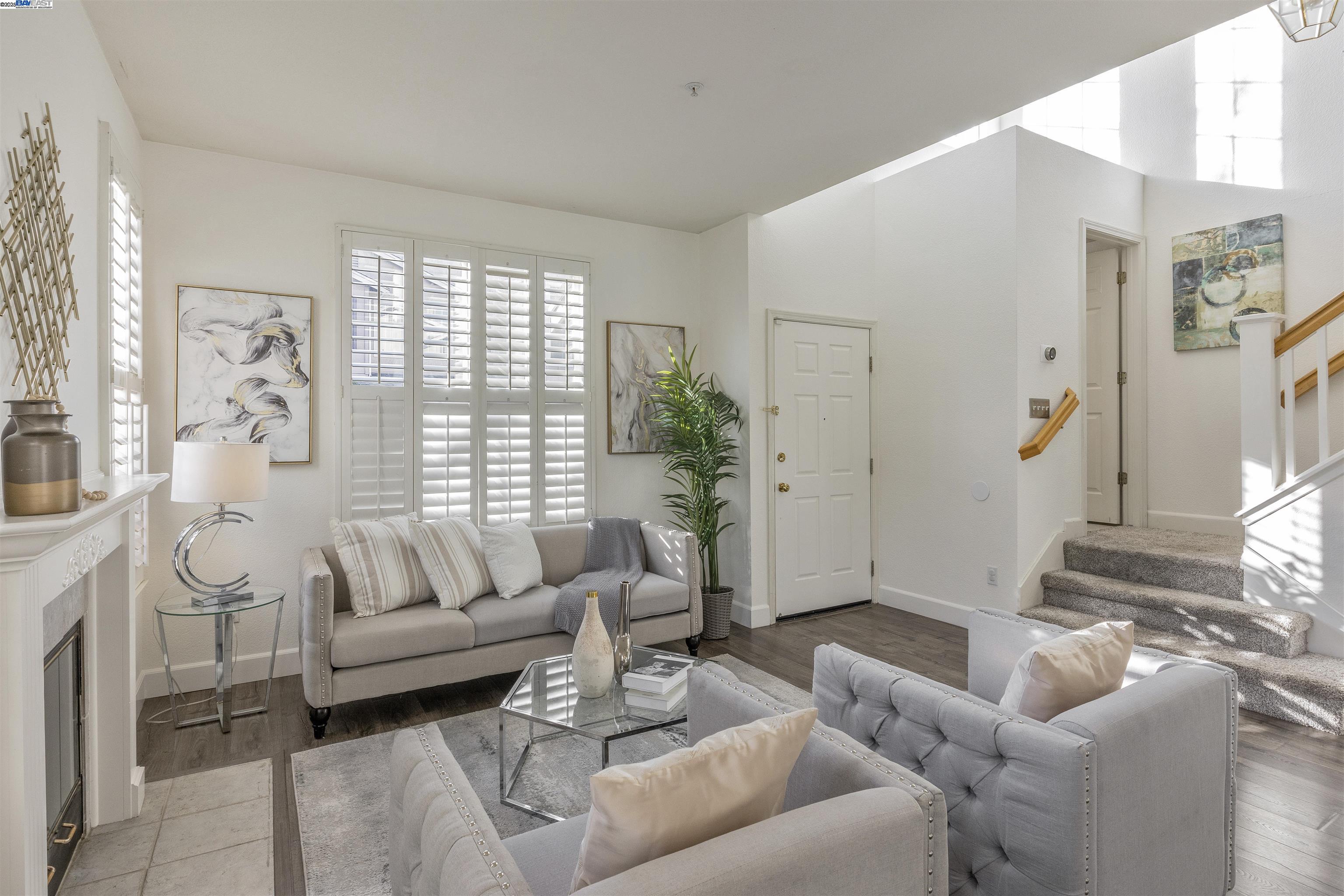 Photo #5: 41082607 Listing 