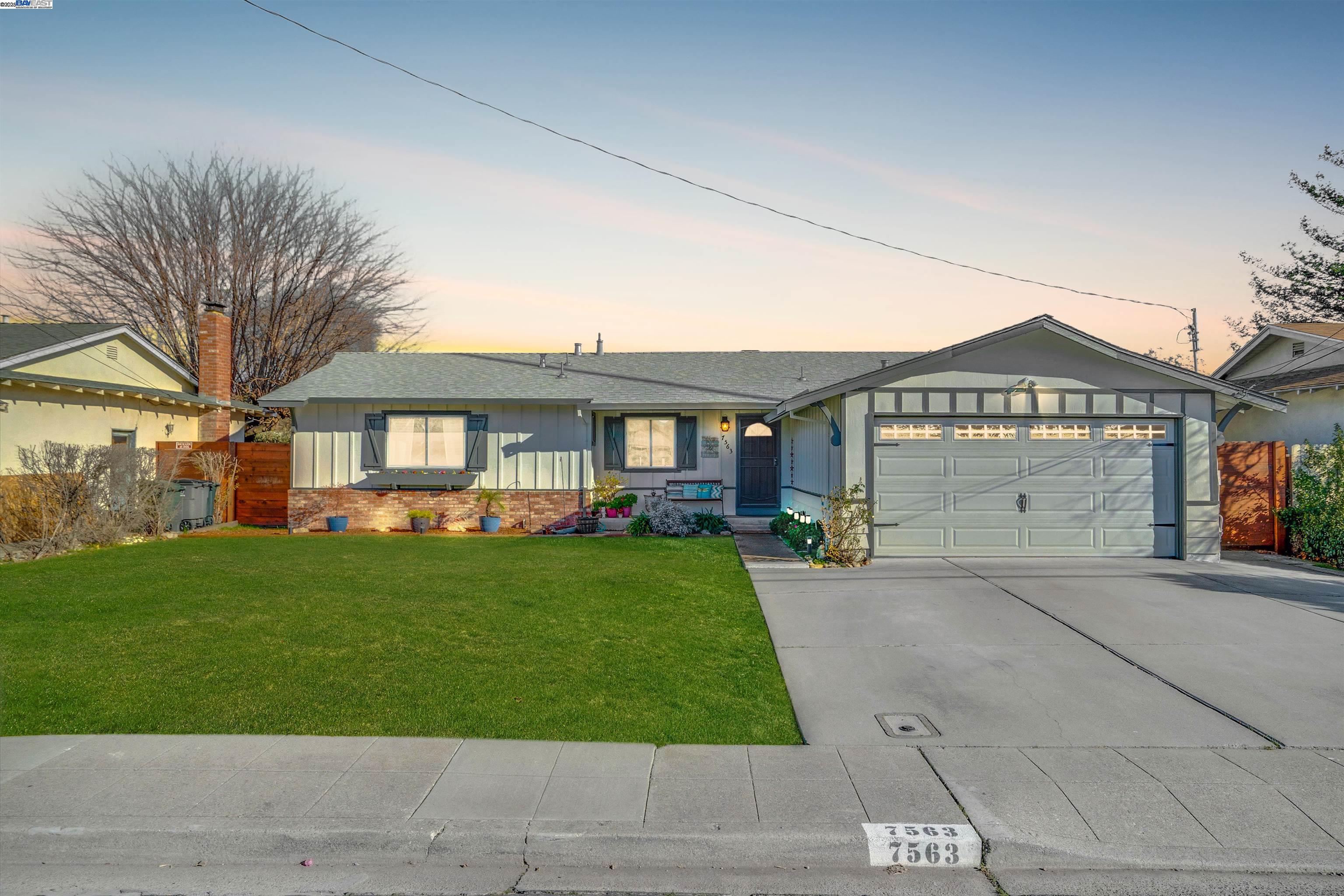 7563 Burnham Way