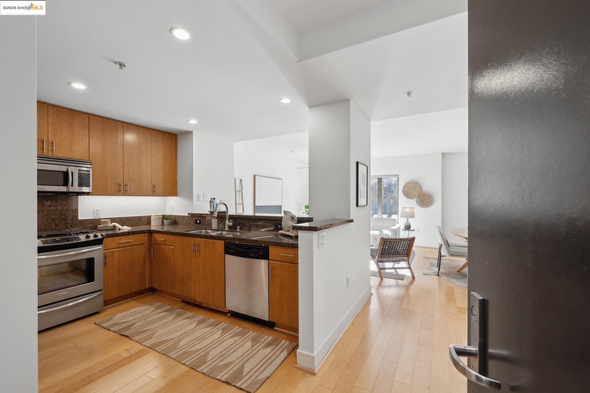 Photo #2: 41082622 Listing 