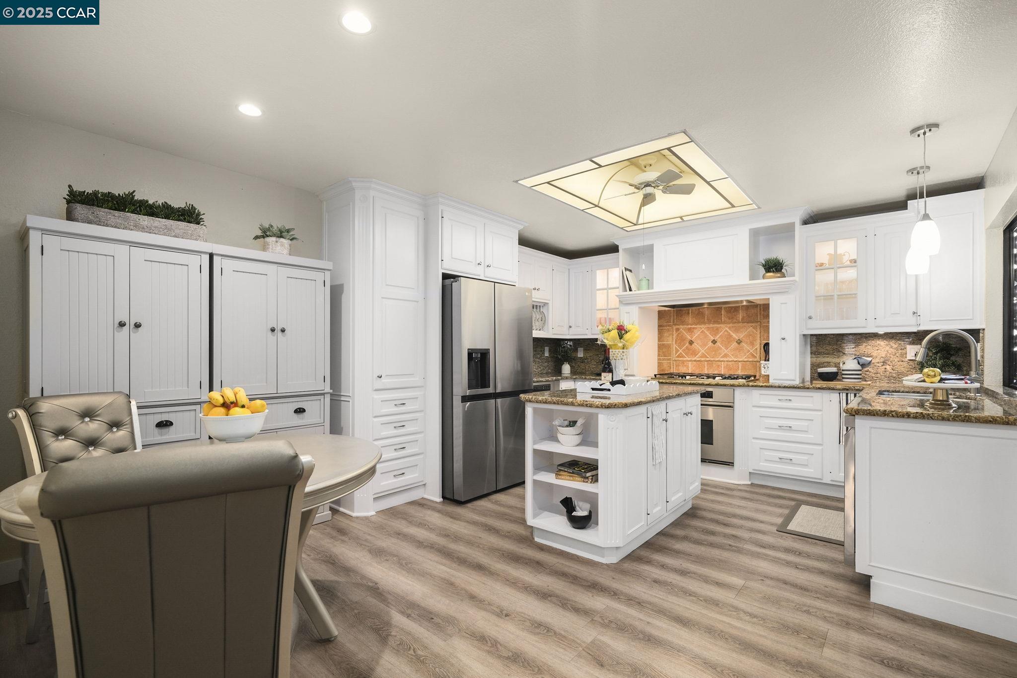 Photo #6: 41082685 Listing 