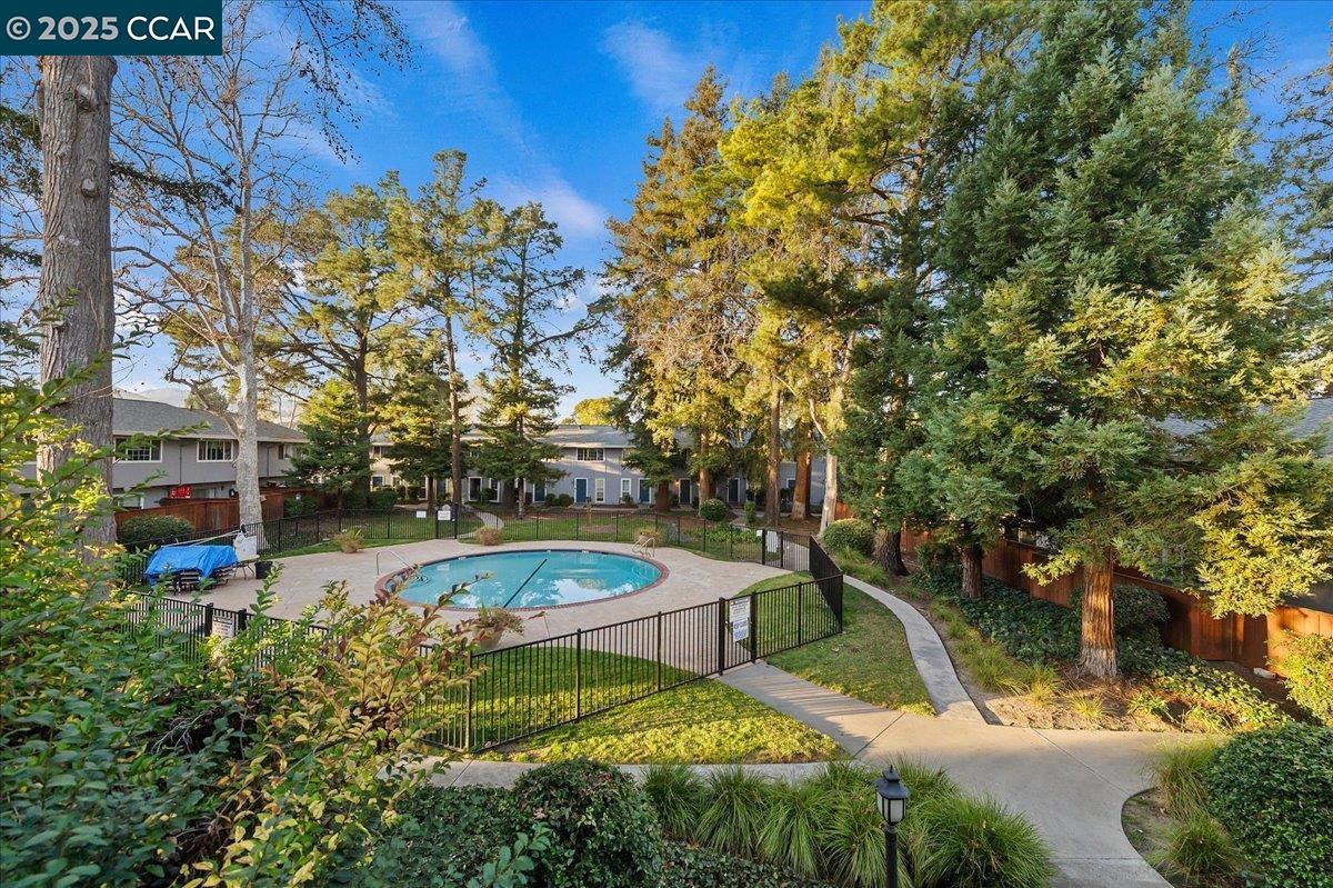 Photo #3: 41082686 Listing 