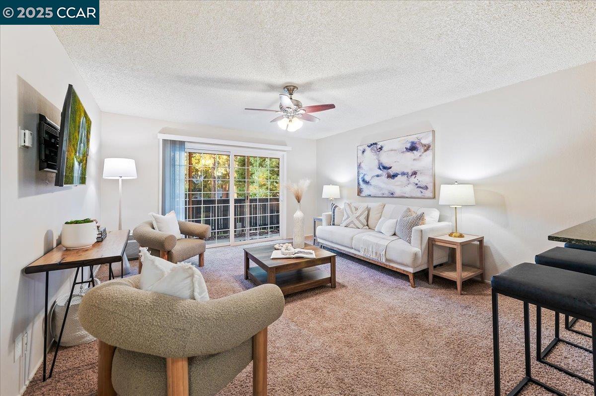 Photo #6: 41082686 Listing 
