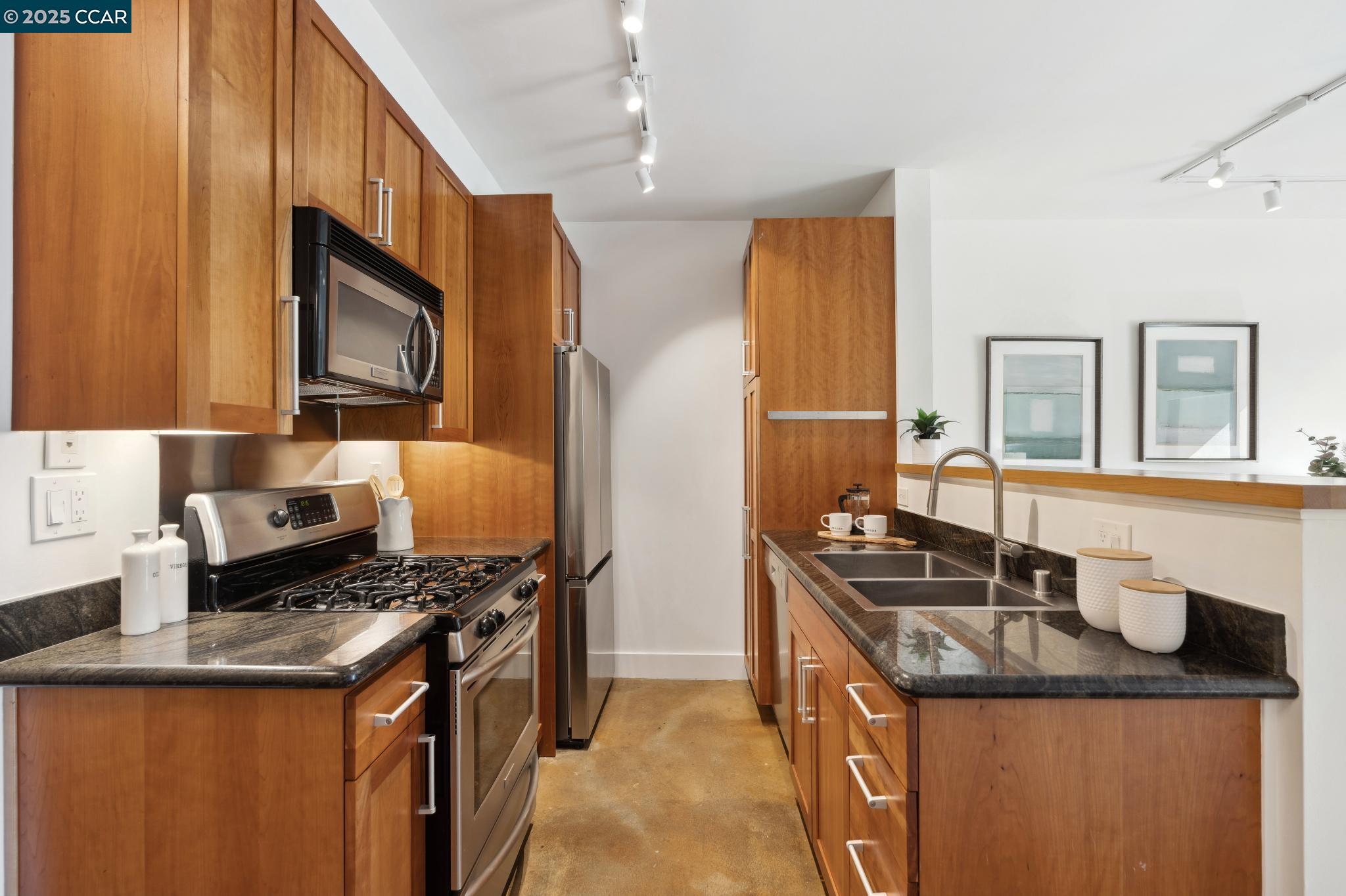 Photo #12: 41082704 Listing: Photo #12