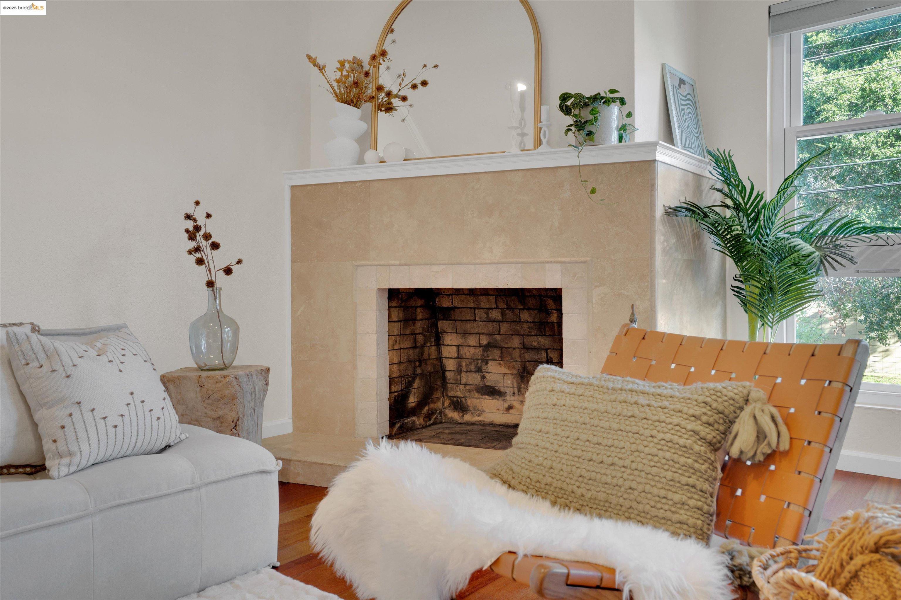 Photo #6: 41082711 Listing 