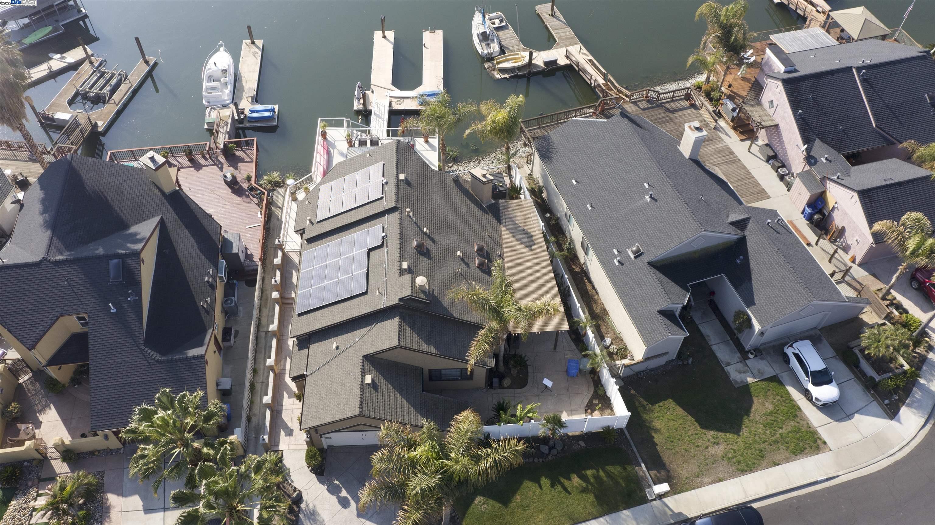 Detail Gallery Image 2 of 27 For 2256 Cove Ct, Discovery Bay,  CA 94505 - 3 Beds | 2 Baths