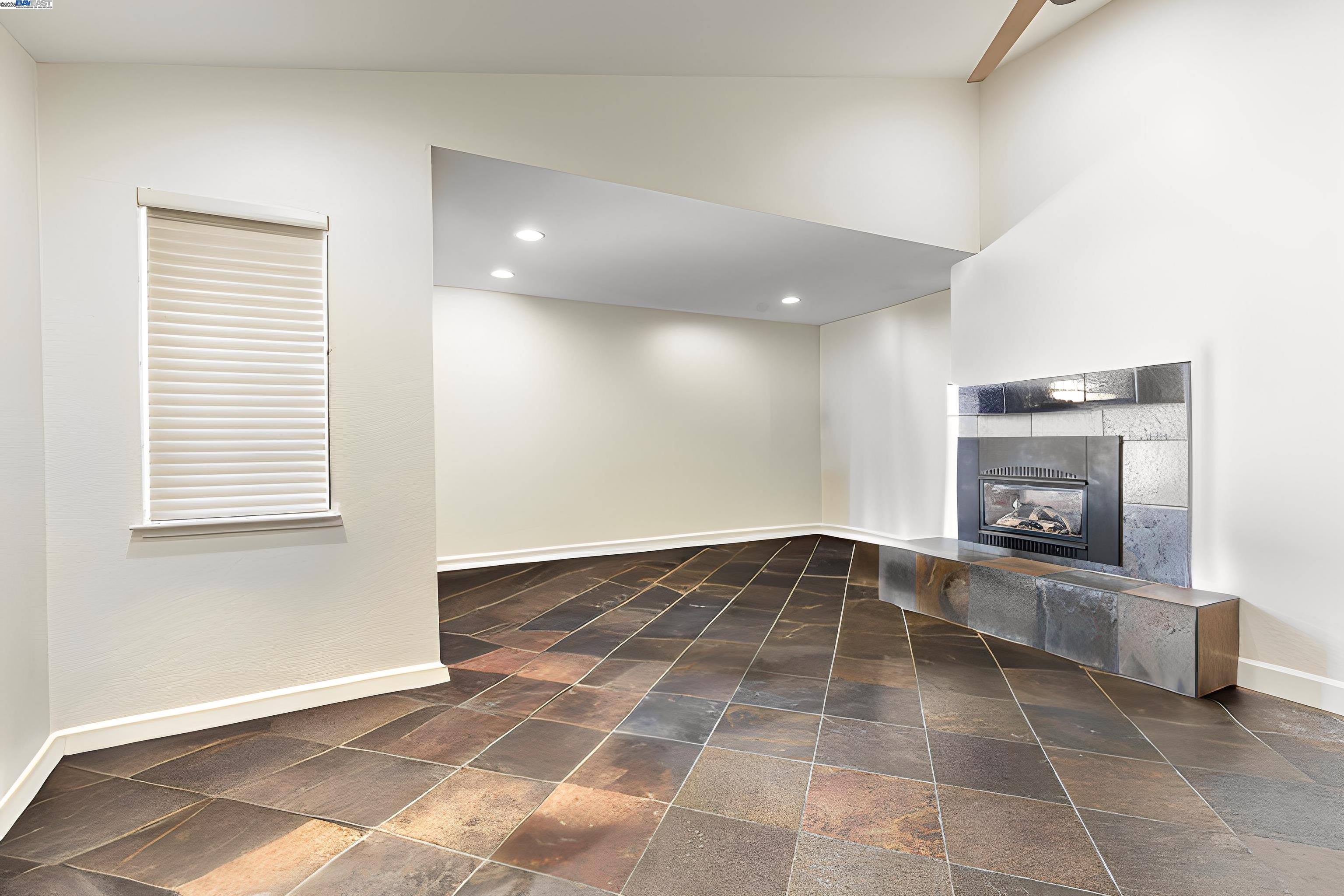 Detail Gallery Image 16 of 27 For 2256 Cove Ct, Discovery Bay,  CA 94505 - 3 Beds | 2 Baths