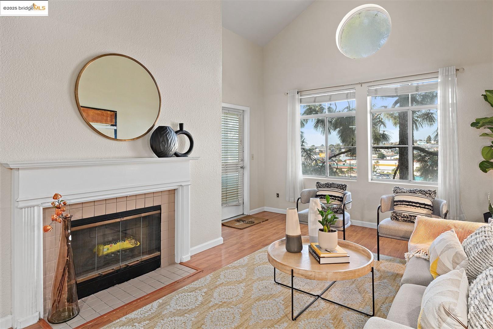Detail Gallery Image 8 of 54 For 535 Pierce St #3409,  Albany,  CA 94706 - 2 Beds | 2 Baths