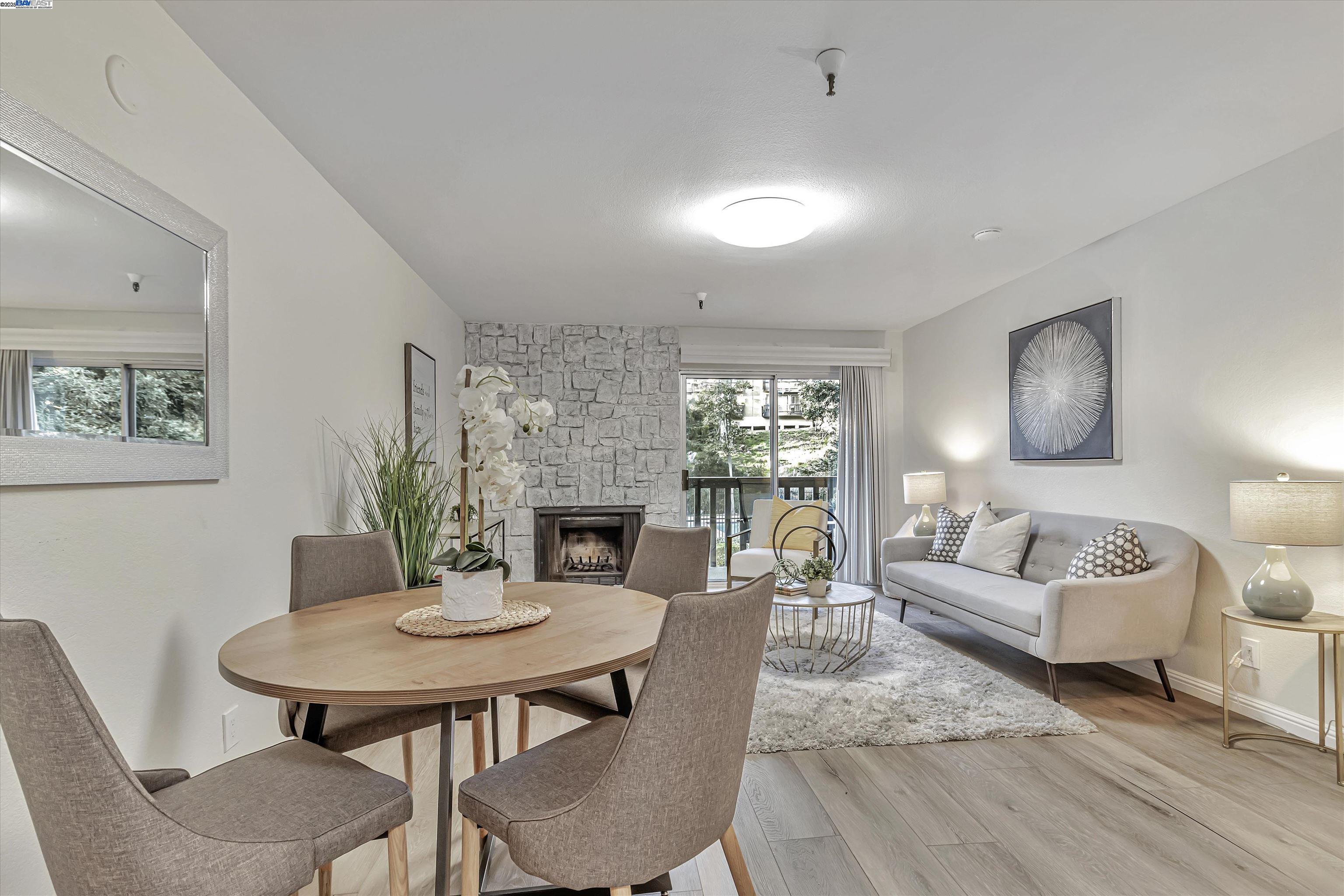 More Details about MLS # 41082744 : 1775 PANDA WAY # 103