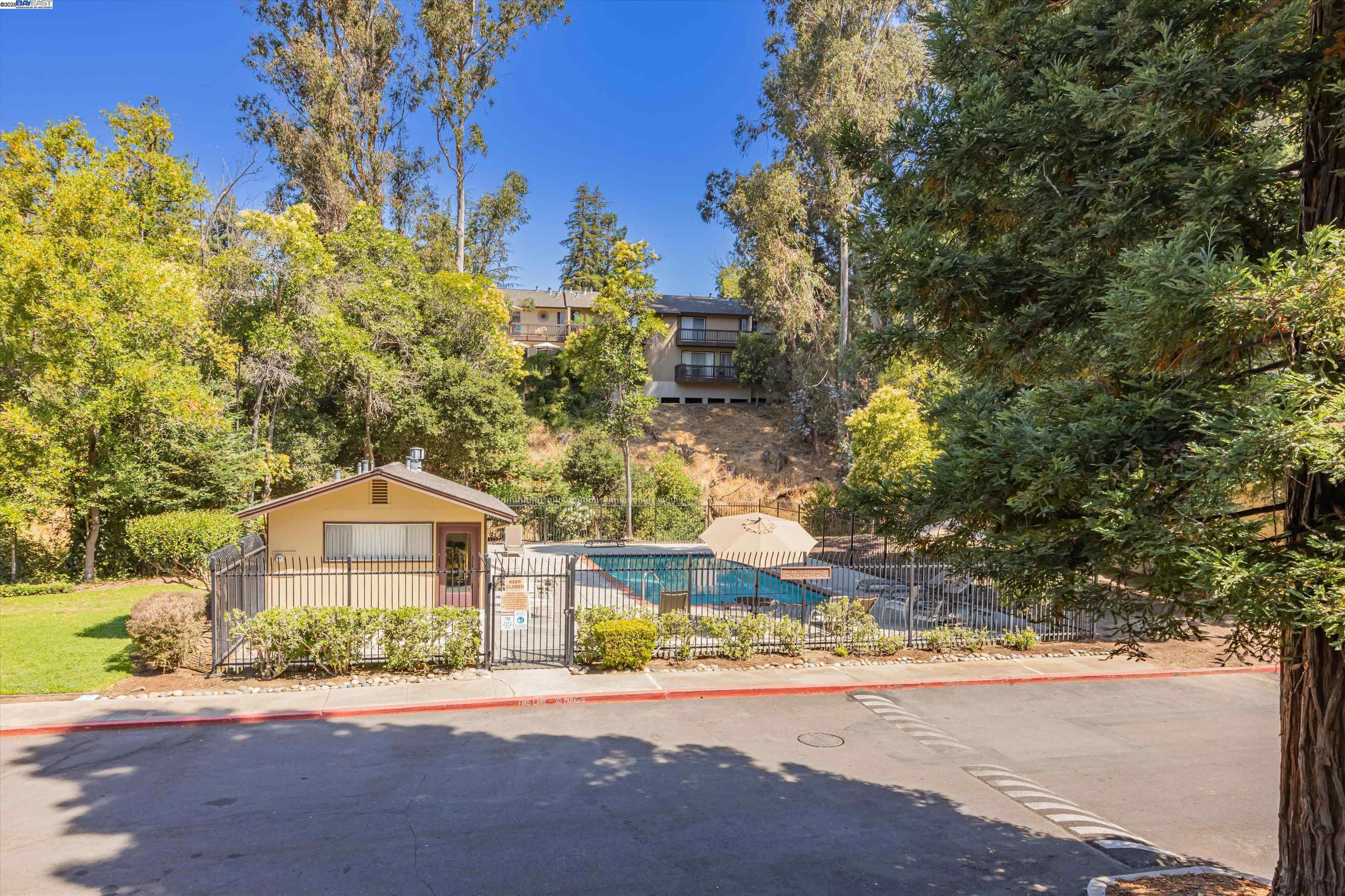 Photo #36: 41082744 Listing: Photo #36
