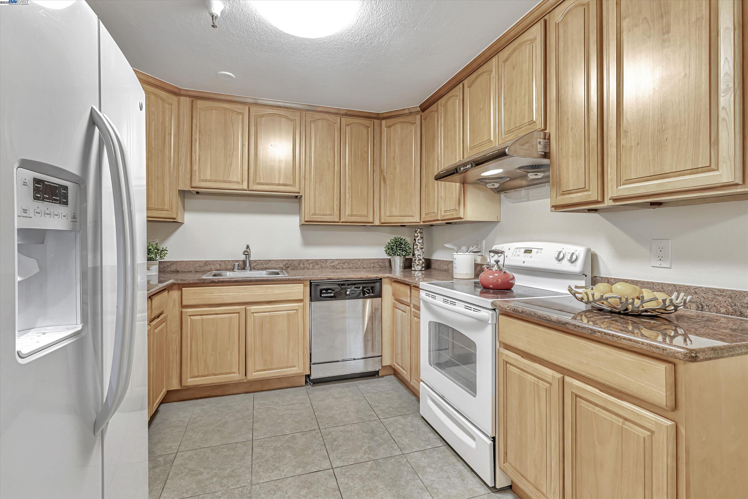 Photo #5: 41082744 Listing: Photo #5