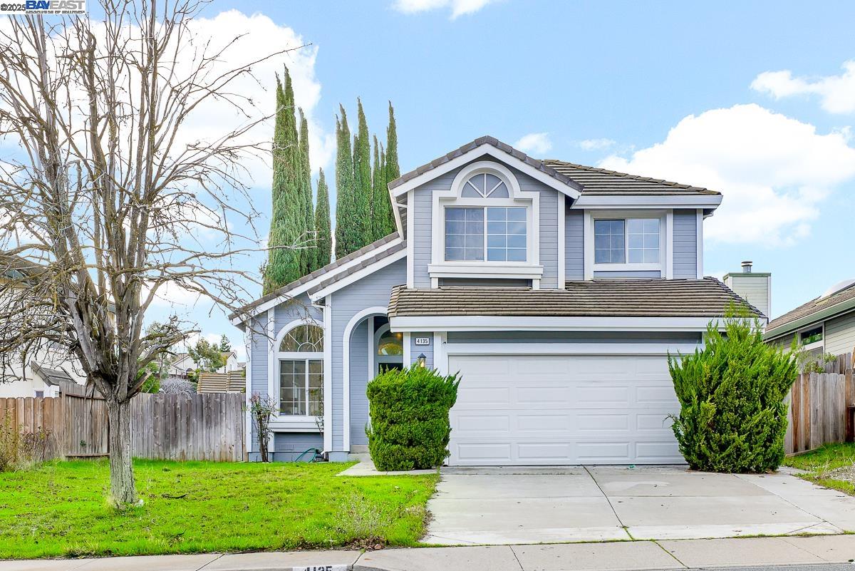 Detail Gallery Image 1 of 1 For 4135 Donner Ct, Antioch,  CA 94531 - 4 Beds | 3 Baths