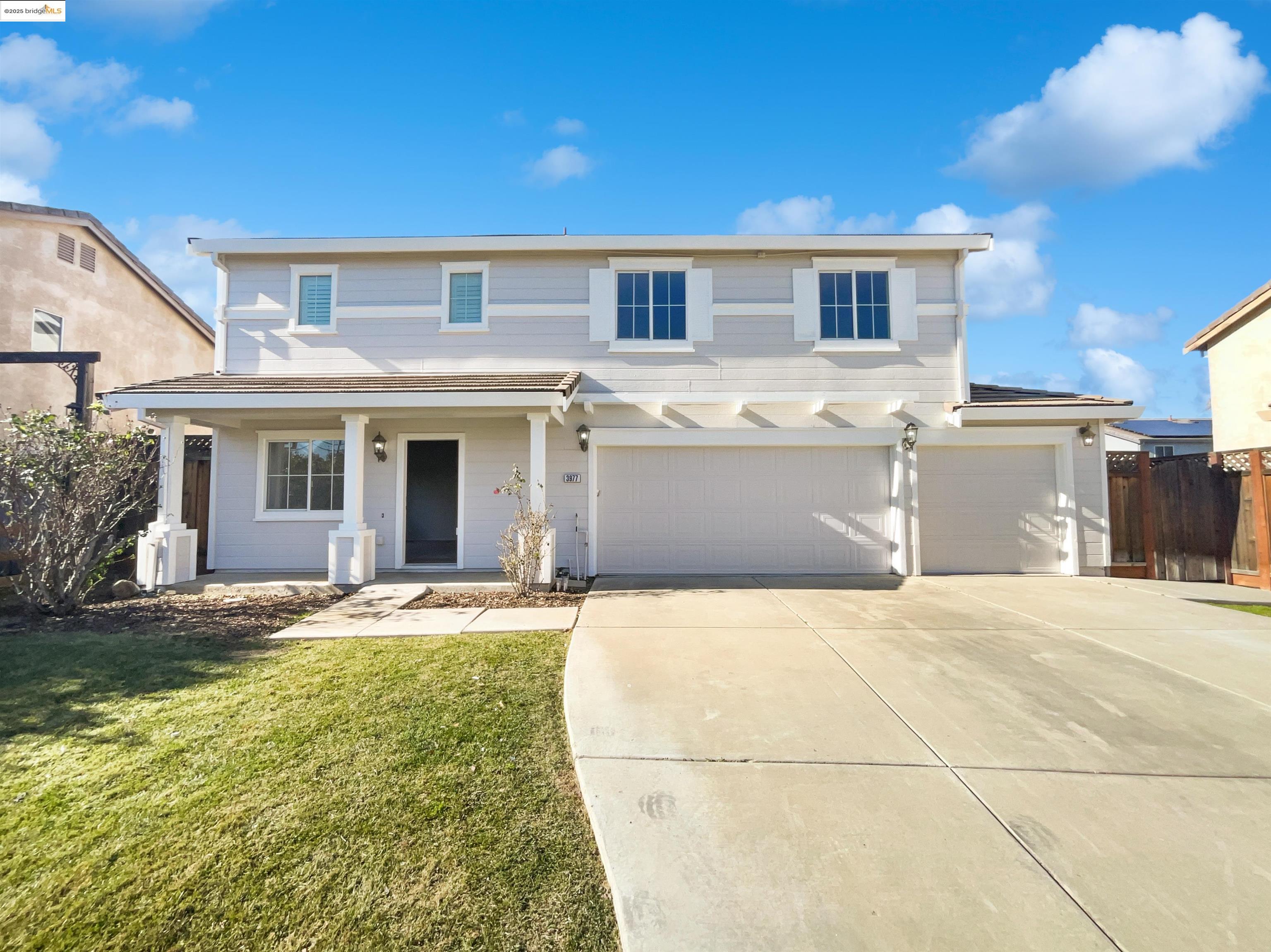 Detail Gallery Image 1 of 1 For 3977 Seagull Ct, Discovery Bay,  CA 94505 - 4 Beds | 2 Baths