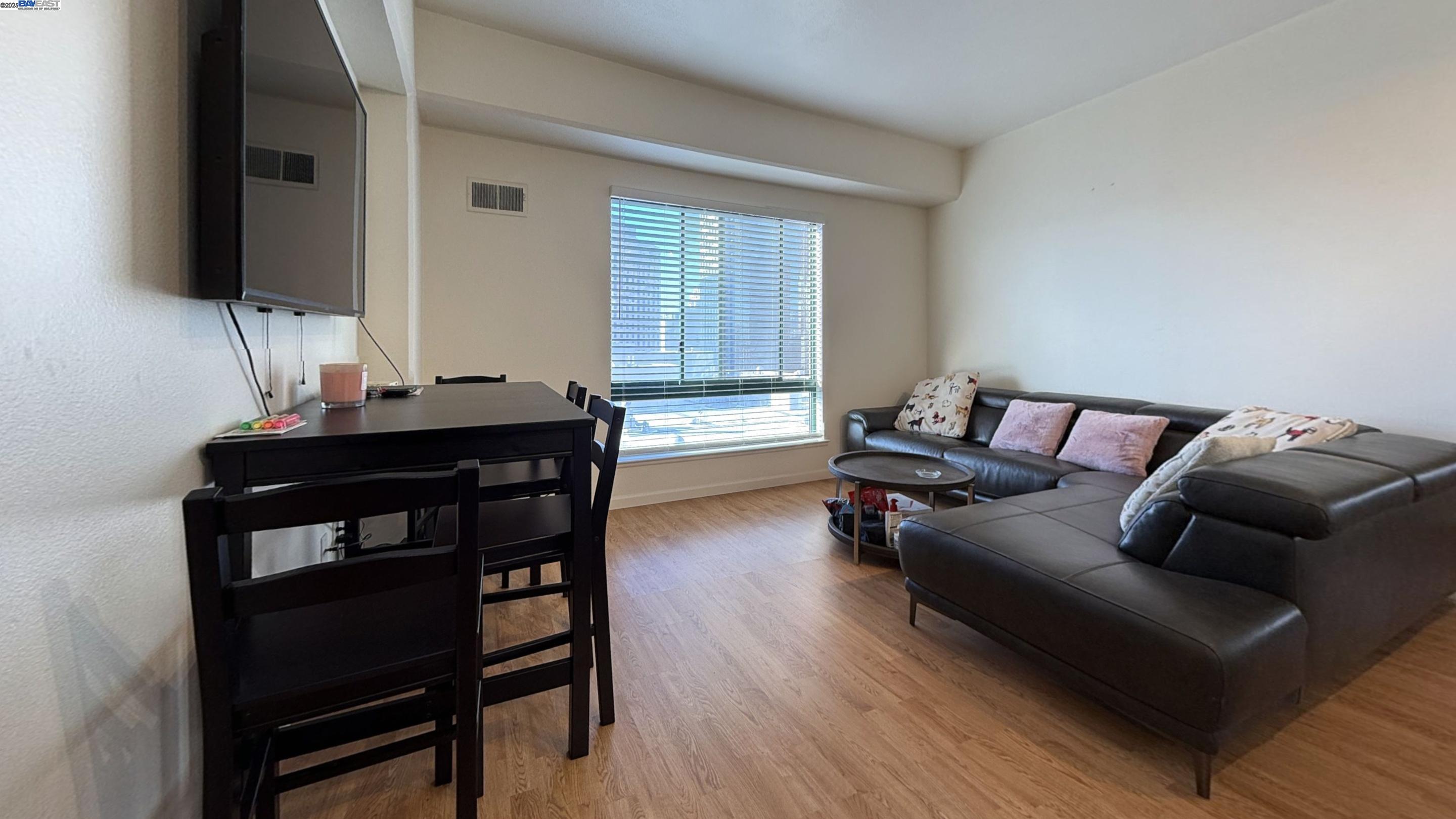 More Details about MLS # 41082785 : 988 FRANKLIN ST # 1201