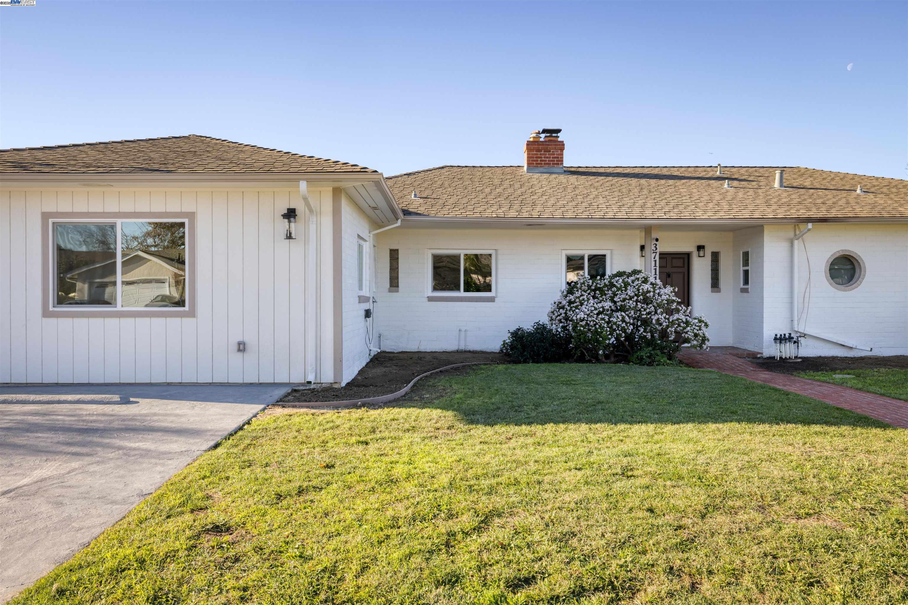 Detail Gallery Image 1 of 1 For 37111 Elm St, Fremont,  CA 94536 - 4 Beds | 2 Baths