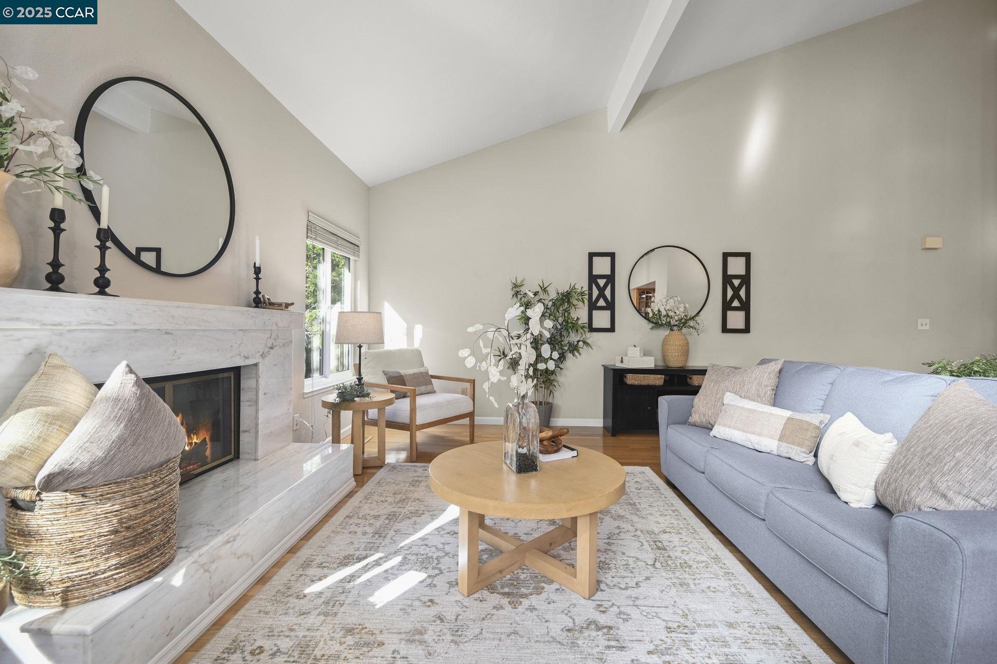 Photo #3: 41082835 Listing 