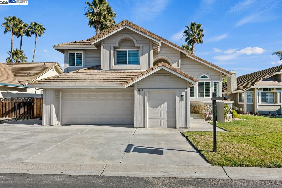Detail Gallery Image 1 of 1 For 2235 Colonial Court, Discovery Bay,  CA 94505-9217 - 4 Beds | 3 Baths